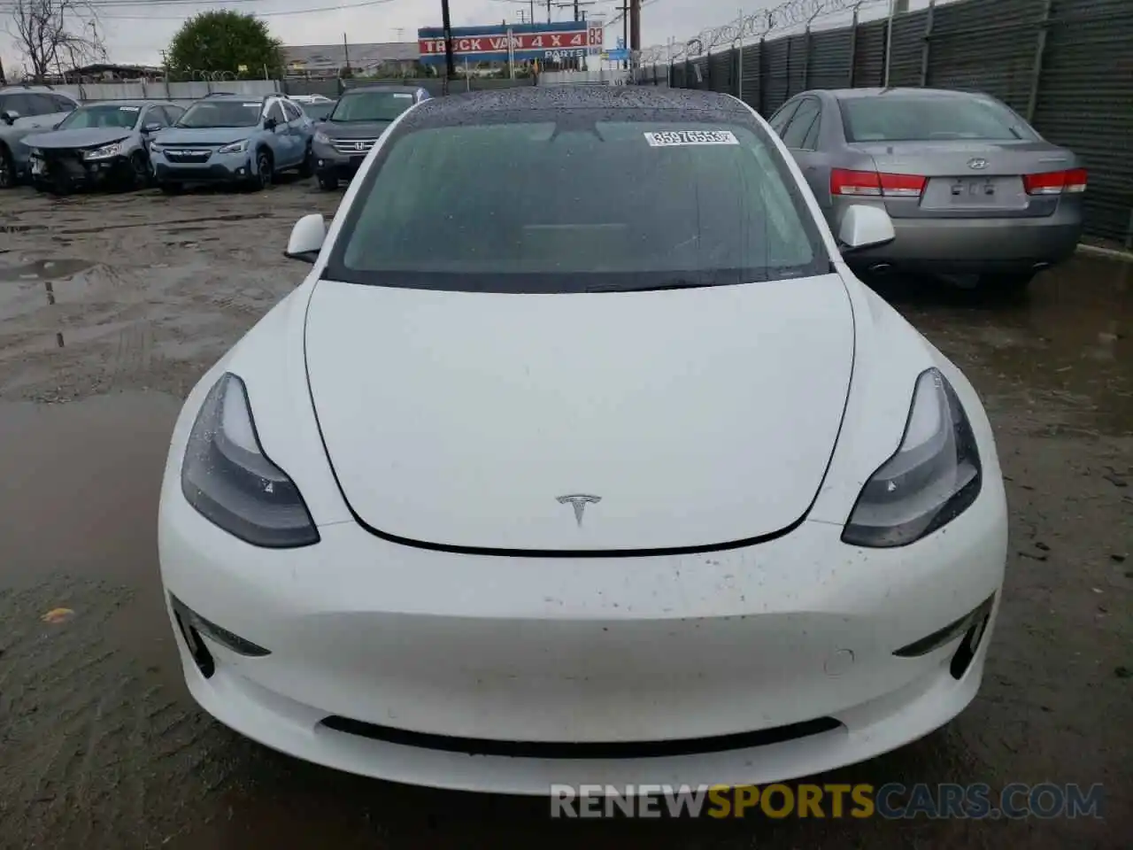 5 Photograph of a damaged car 5YJ3E1EB7NF143602 TESLA MODEL 3 2022