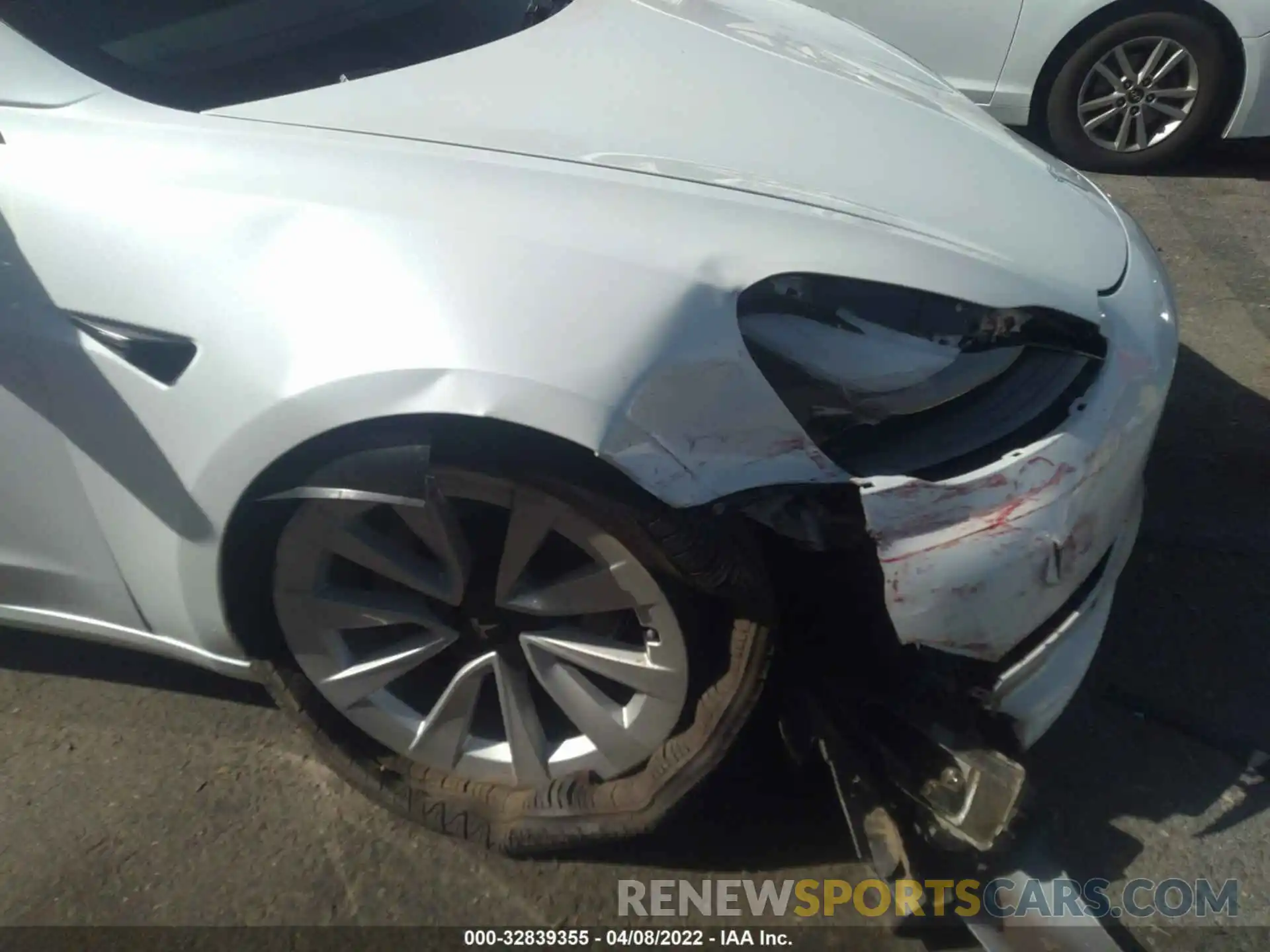 6 Photograph of a damaged car 5YJ3E1EB7NF151909 TESLA MODEL 3 2022