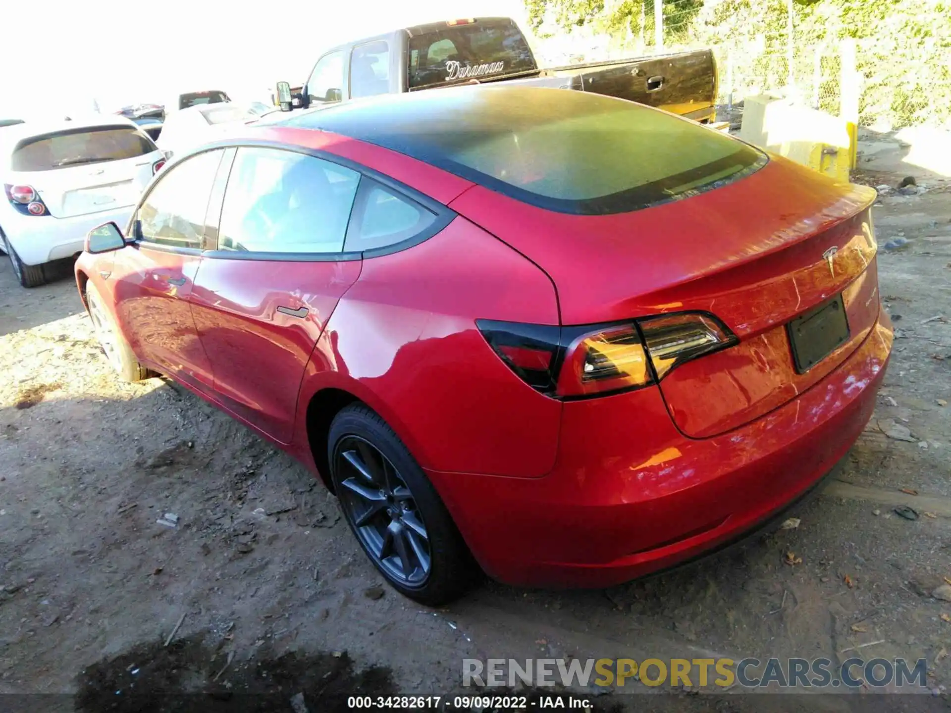 3 Photograph of a damaged car 5YJ3E1EB7NF160481 TESLA MODEL 3 2022