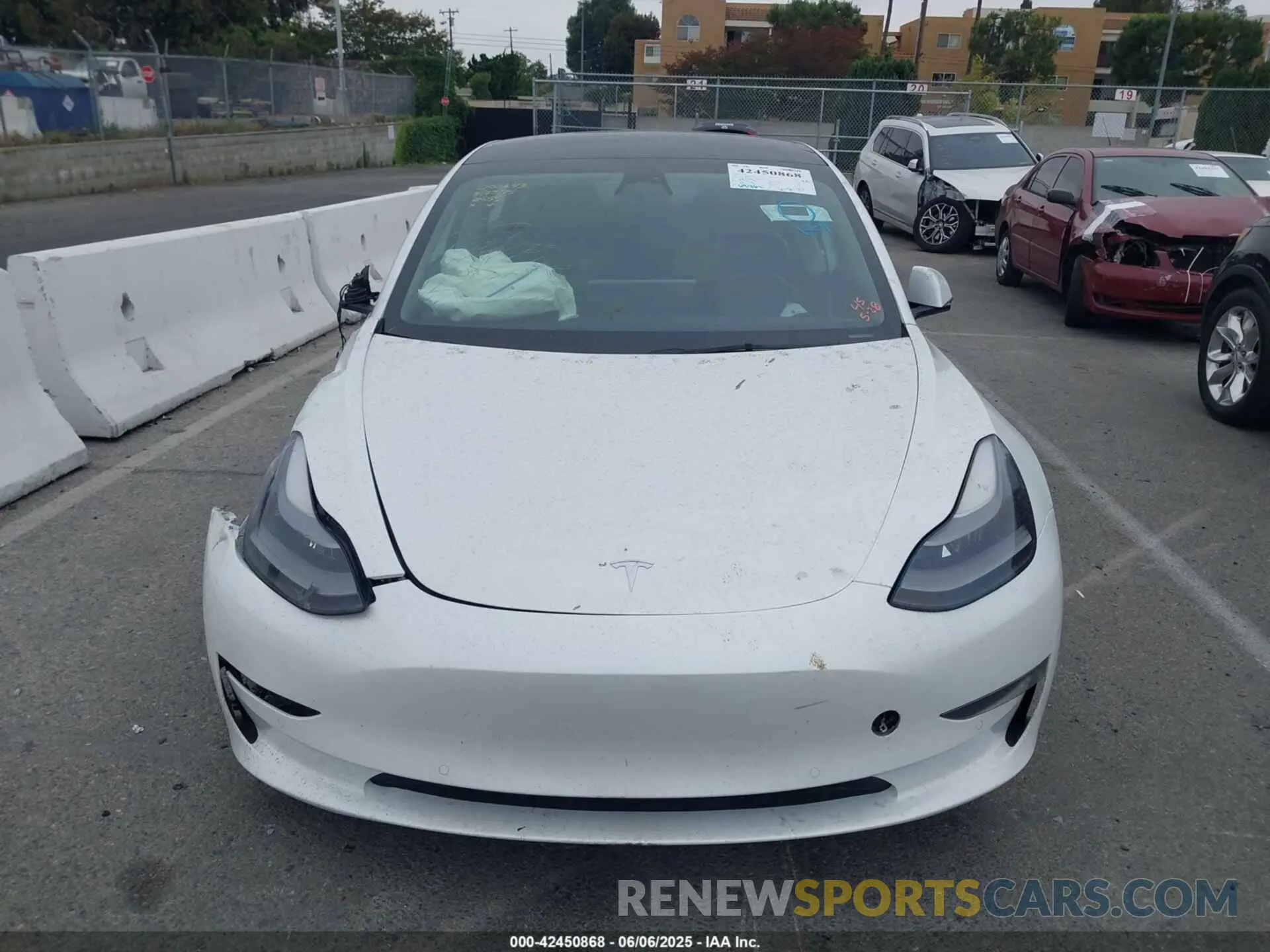 12 Photograph of a damaged car 5YJ3E1EB7NF170444 TESLA MODEL 3 2022