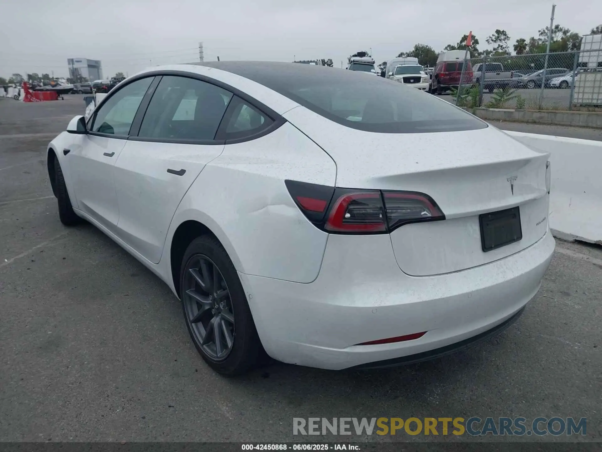 3 Photograph of a damaged car 5YJ3E1EB7NF170444 TESLA MODEL 3 2022