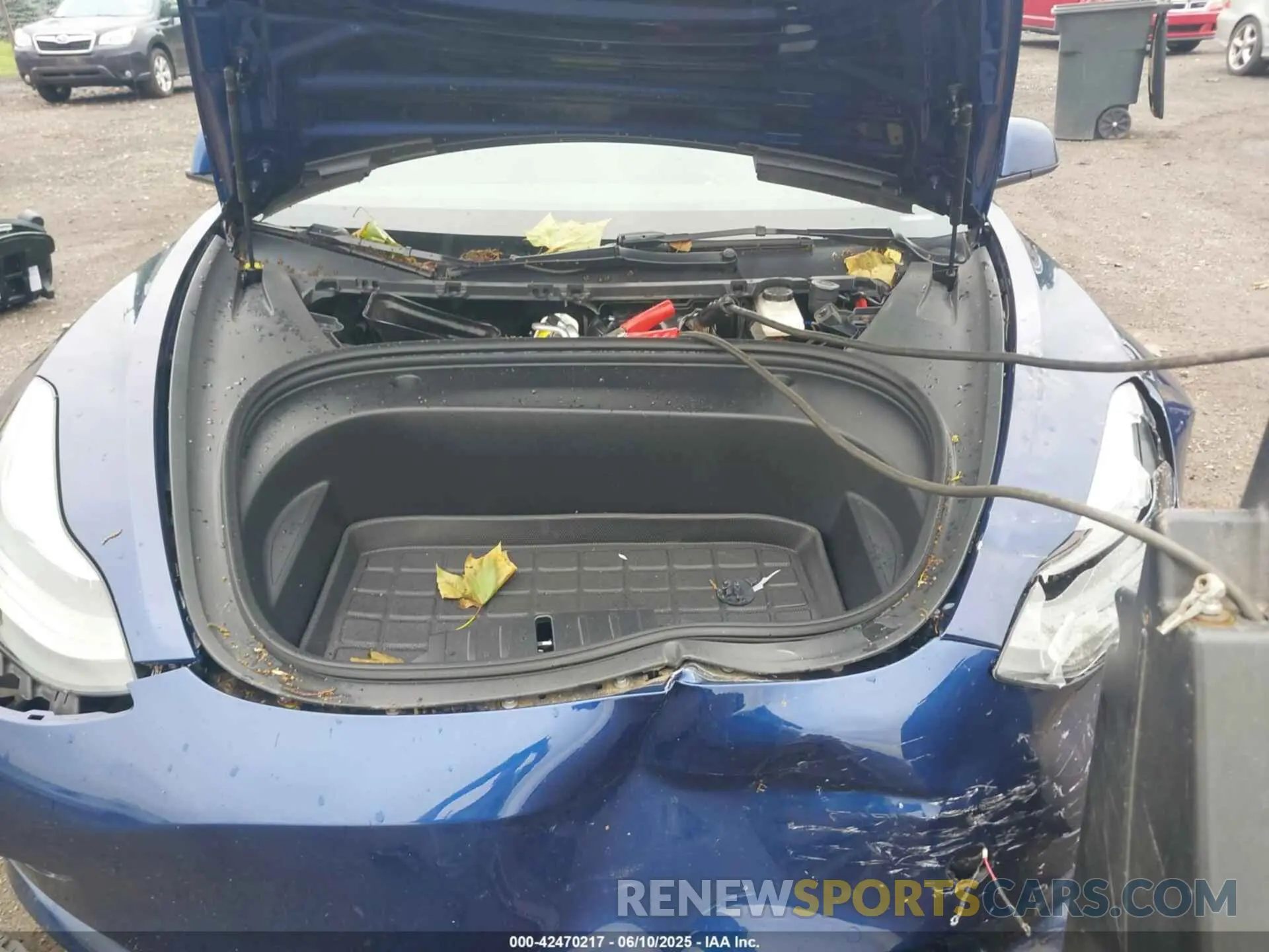 10 Photograph of a damaged car 5YJ3E1EB7NF171481 TESLA MODEL 3 2022
