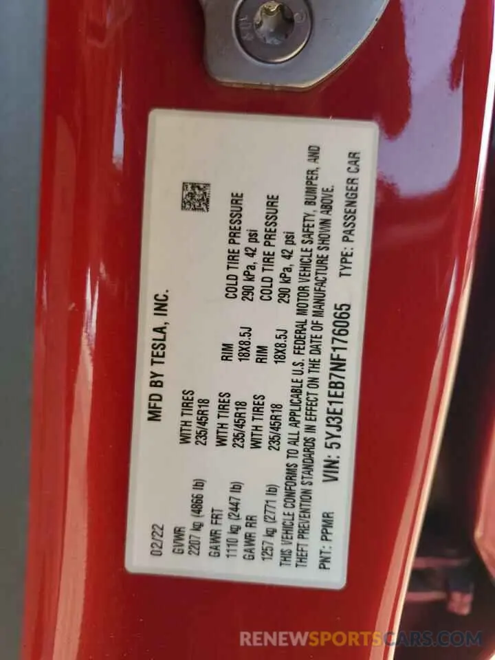 12 Photograph of a damaged car 5YJ3E1EB7NF176065 TESLA MODEL 3 2022