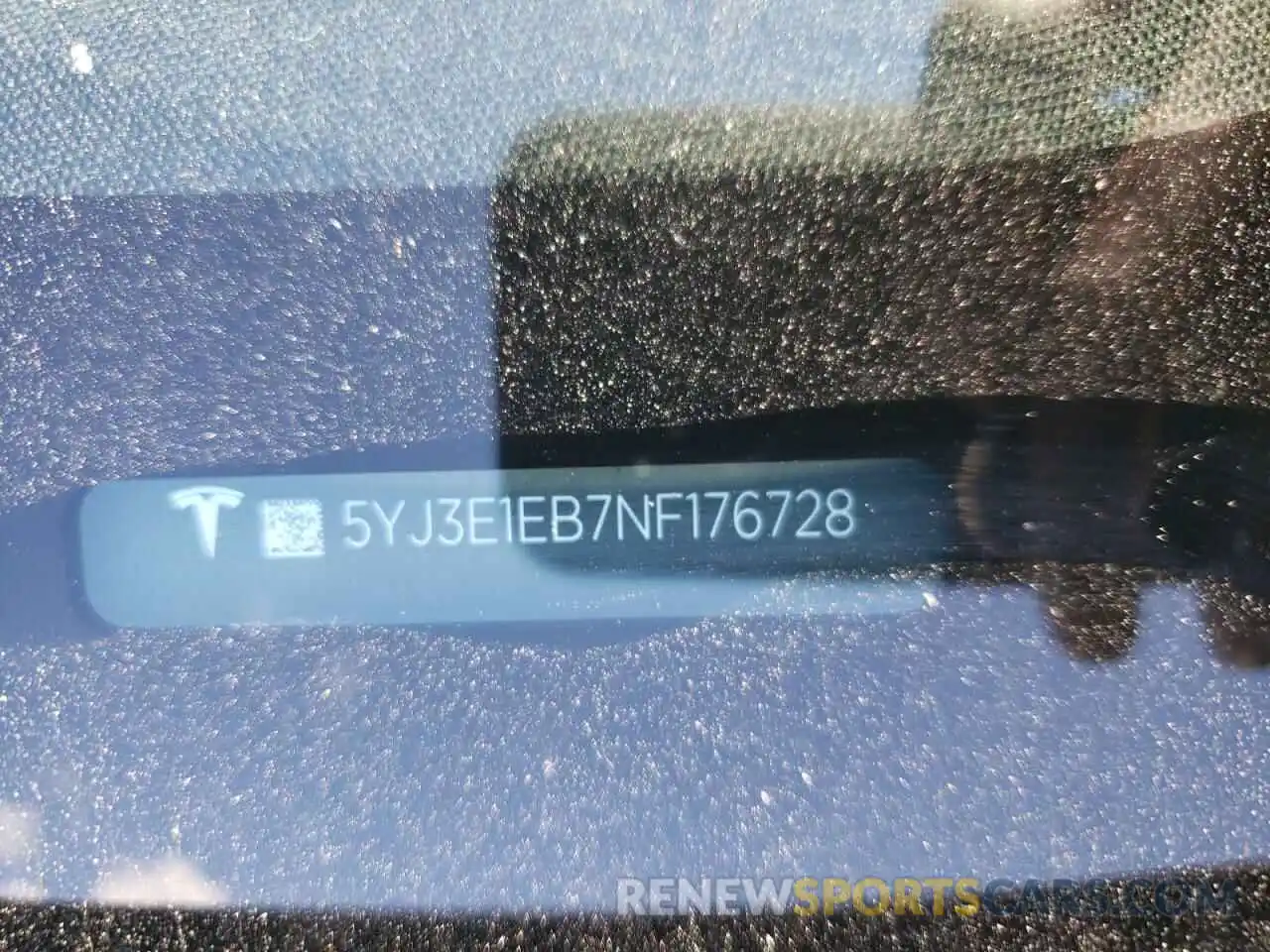 9 Photograph of a damaged car 5YJ3E1EB7NF176728 TESLA MODEL 3 2022