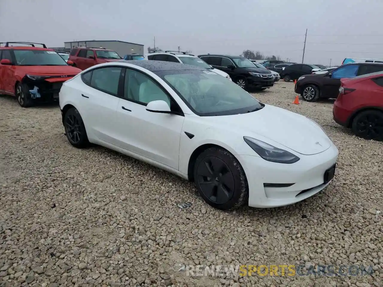 4 Photograph of a damaged car 5YJ3E1EB7NF178849 TESLA MODEL 3 2022