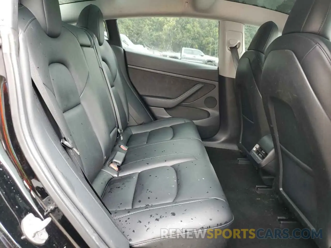 10 Photograph of a damaged car 5YJ3E1EB7NF179919 TESLA MODEL 3 2022