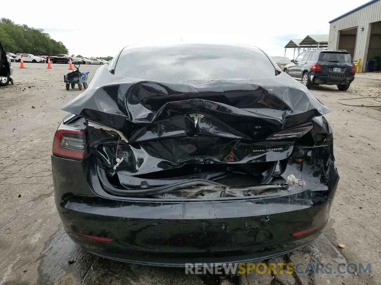 6 Photograph of a damaged car 5YJ3E1EB7NF179919 TESLA MODEL 3 2022