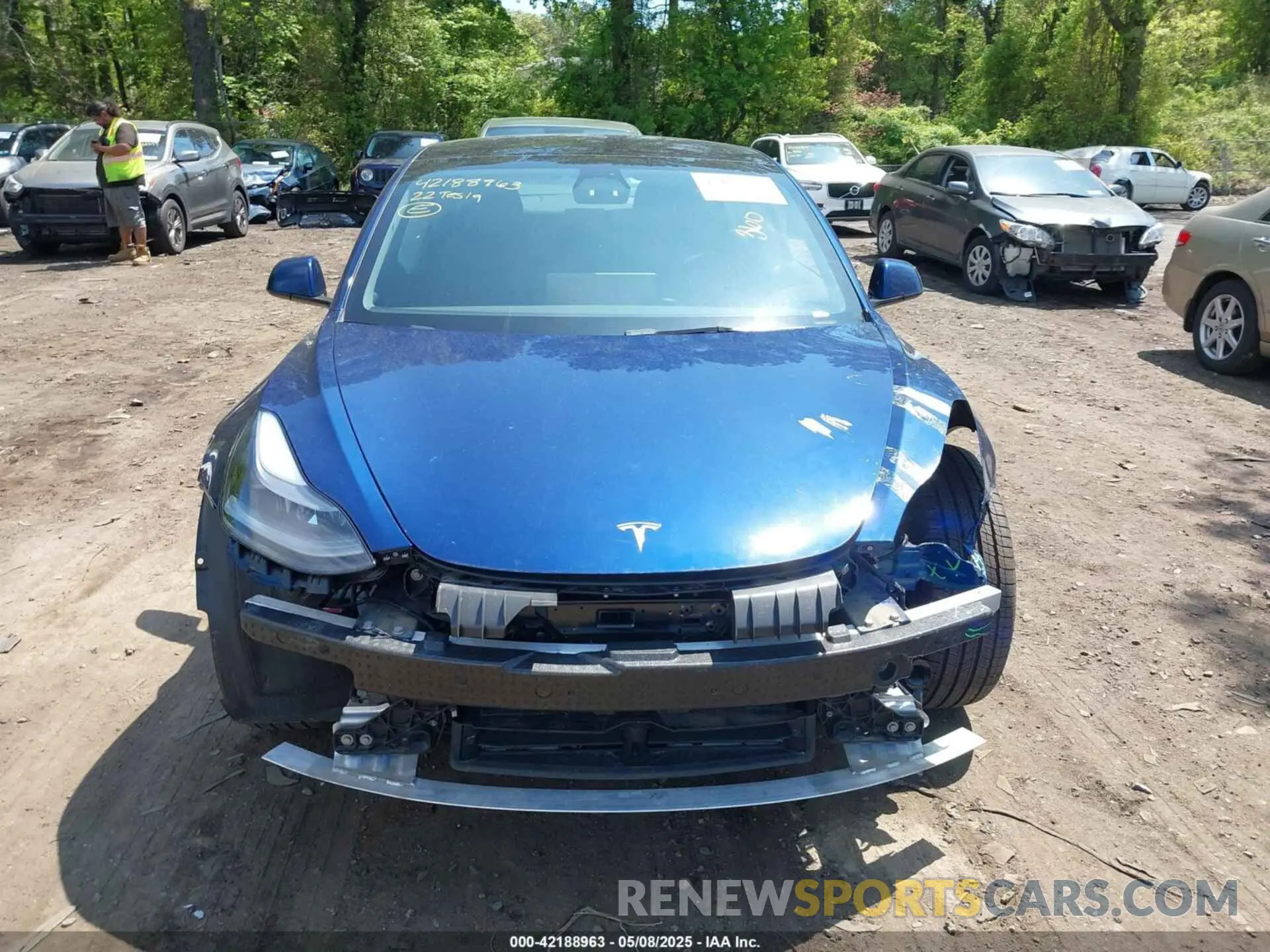 12 Photograph of a damaged car 5YJ3E1EB7NF180049 TESLA MODEL 3 2022