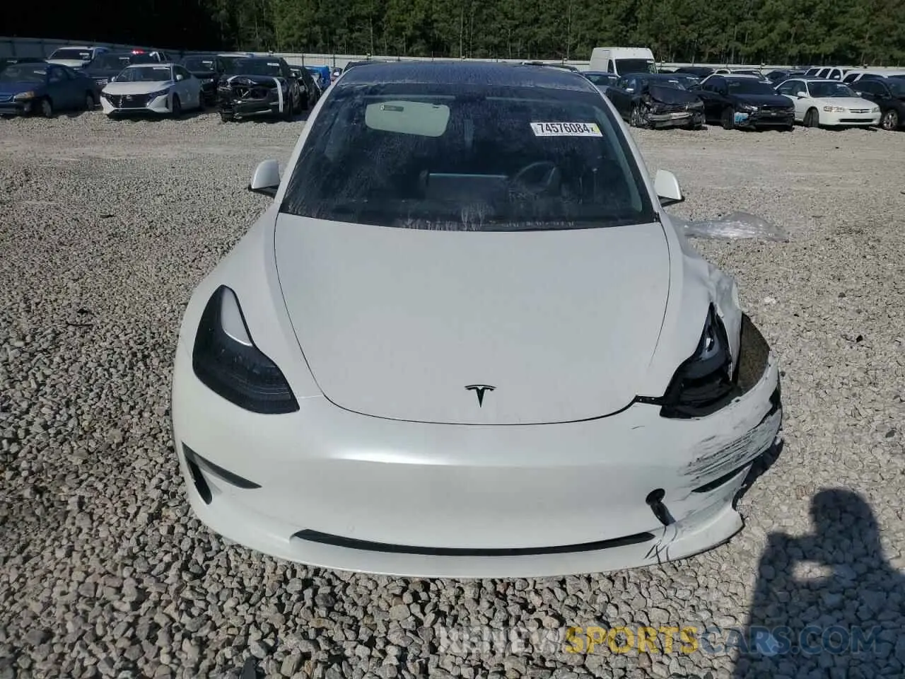 5 Photograph of a damaged car 5YJ3E1EB7NF184179 TESLA MODEL 3 2022