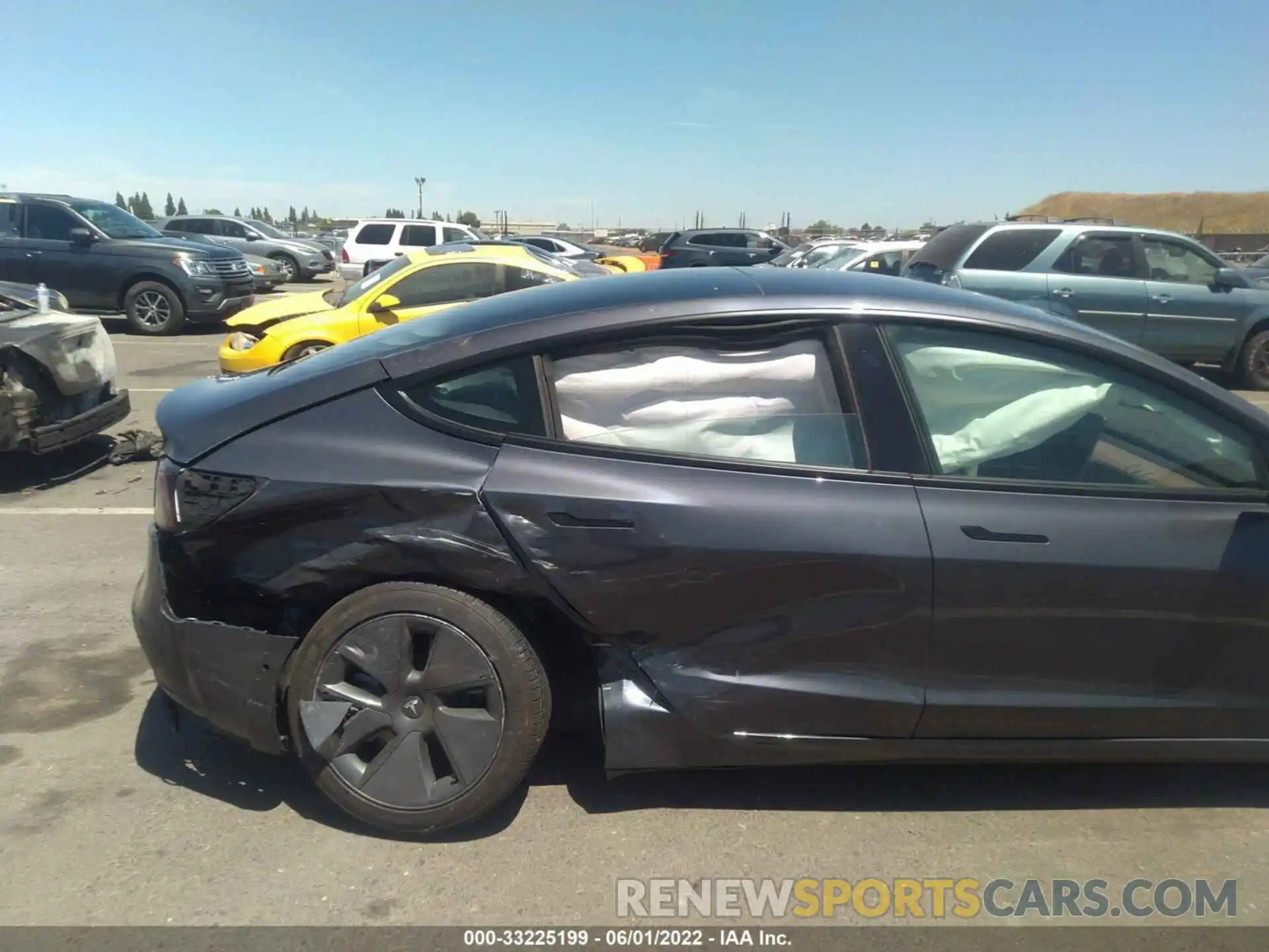 6 Photograph of a damaged car 5YJ3E1EB7NF202437 TESLA MODEL 3 2022