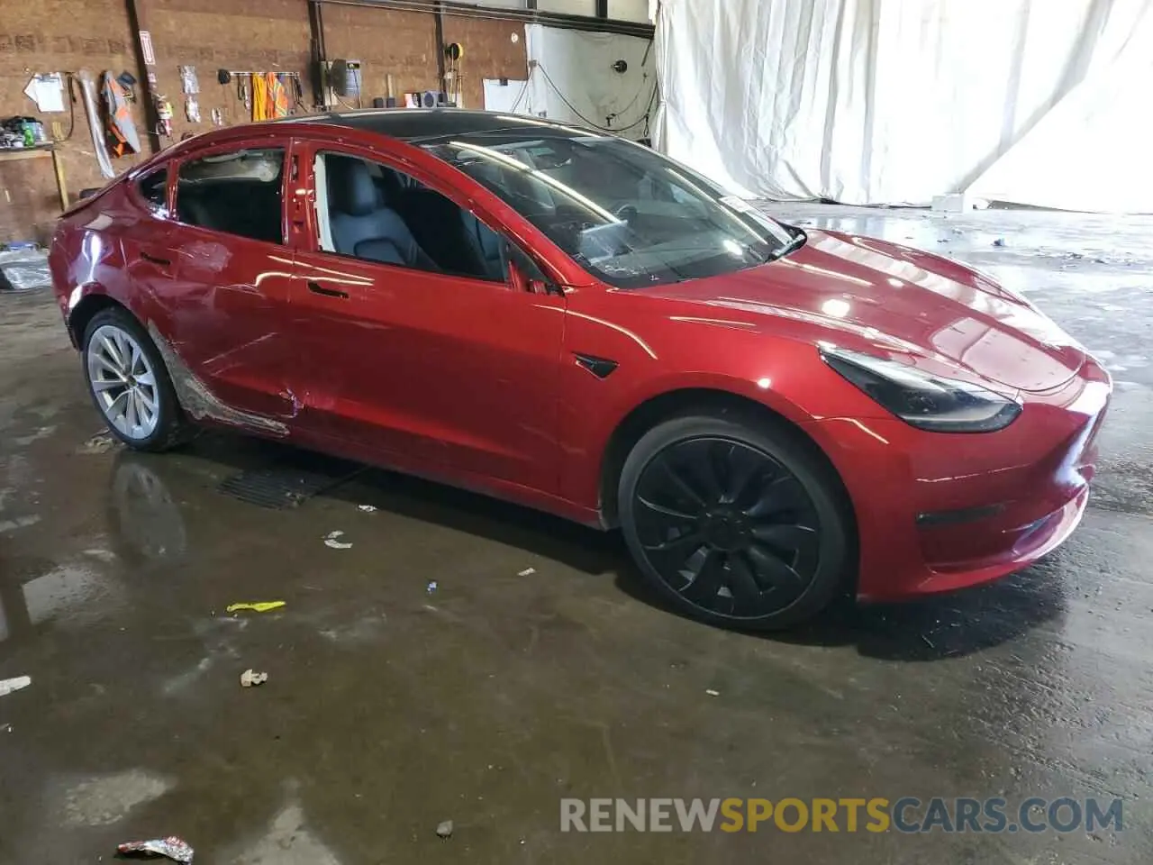4 Photograph of a damaged car 5YJ3E1EB7NF204303 TESLA MODEL 3 2022
