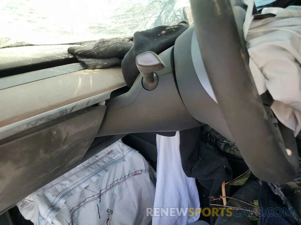 9 Photograph of a damaged car 5YJ3E1EB7NF205712 TESLA MODEL 3 2022