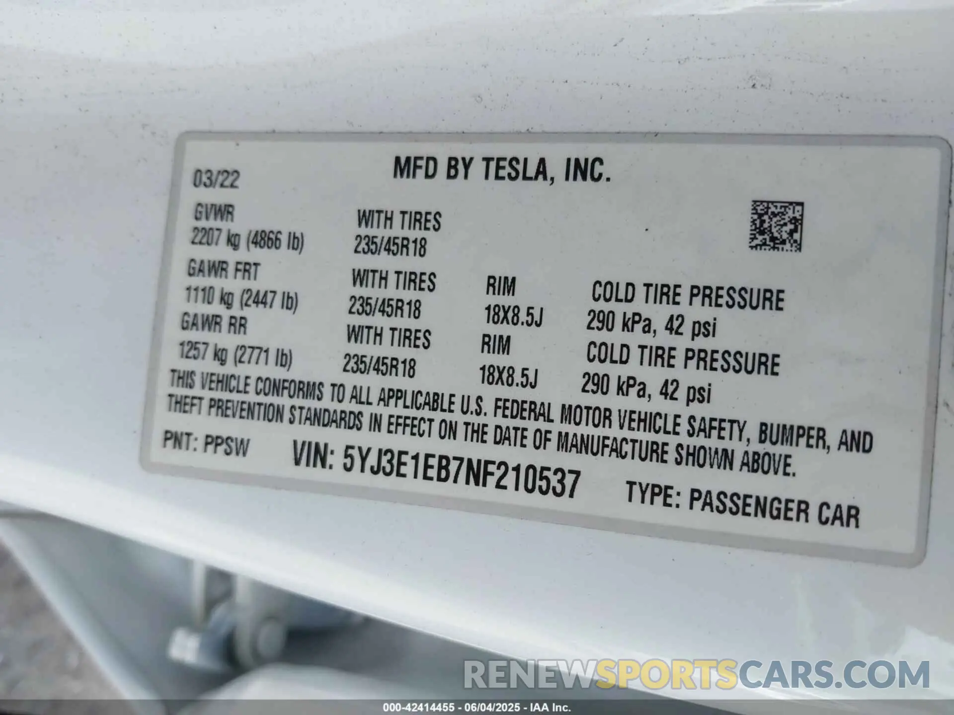9 Photograph of a damaged car 5YJ3E1EB7NF210537 TESLA MODEL 3 2022