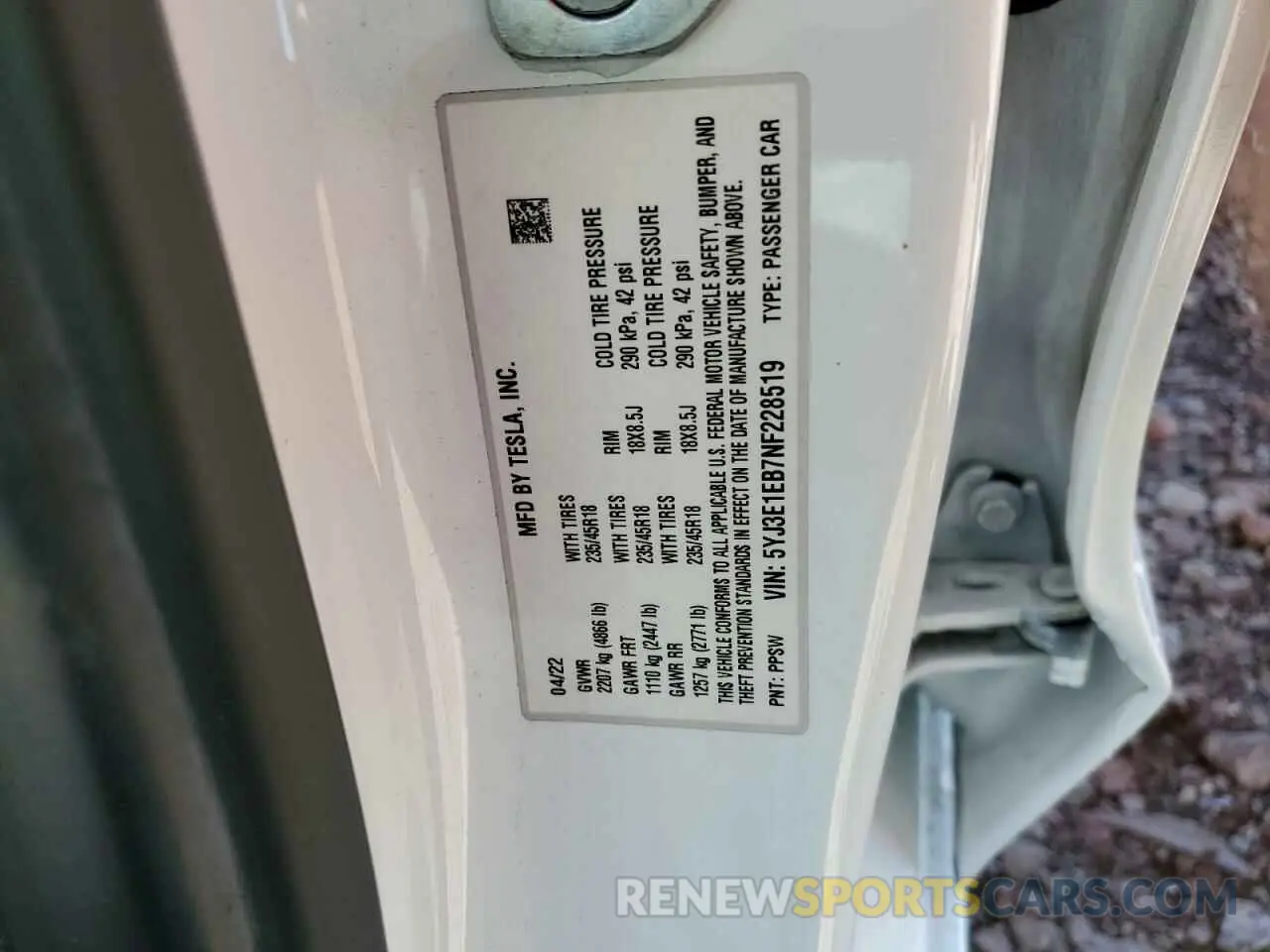 12 Photograph of a damaged car 5YJ3E1EB7NF228519 TESLA MODEL 3 2022