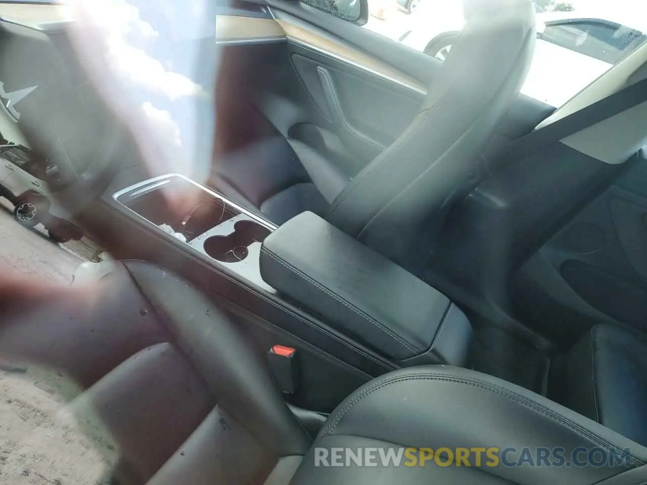 8 Photograph of a damaged car 5YJ3E1EB7NF233574 TESLA MODEL 3 2022