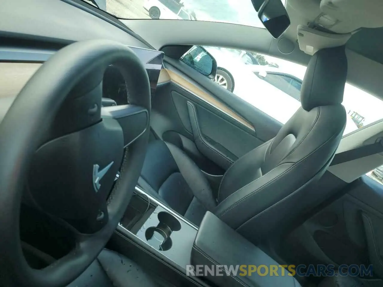 9 Photograph of a damaged car 5YJ3E1EB7NF233574 TESLA MODEL 3 2022