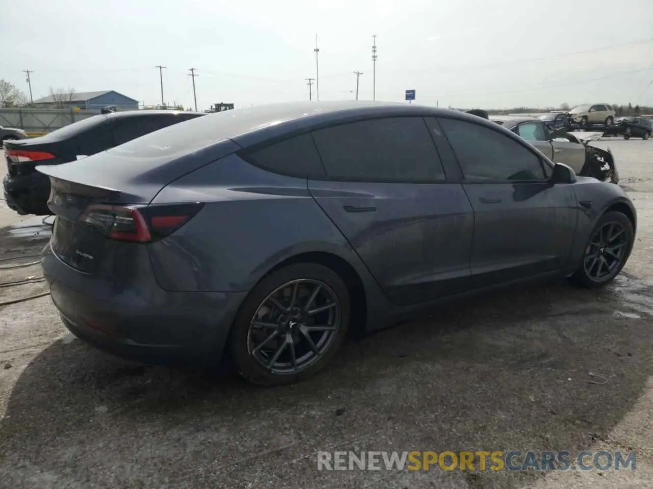 3 Photograph of a damaged car 5YJ3E1EB7NF238905 TESLA MODEL 3 2022