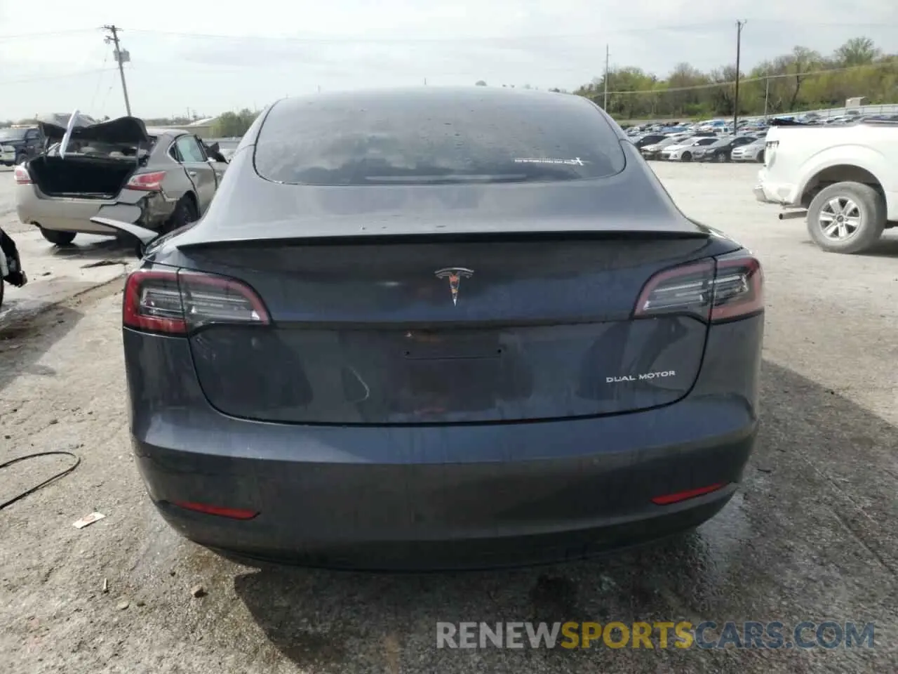6 Photograph of a damaged car 5YJ3E1EB7NF238905 TESLA MODEL 3 2022