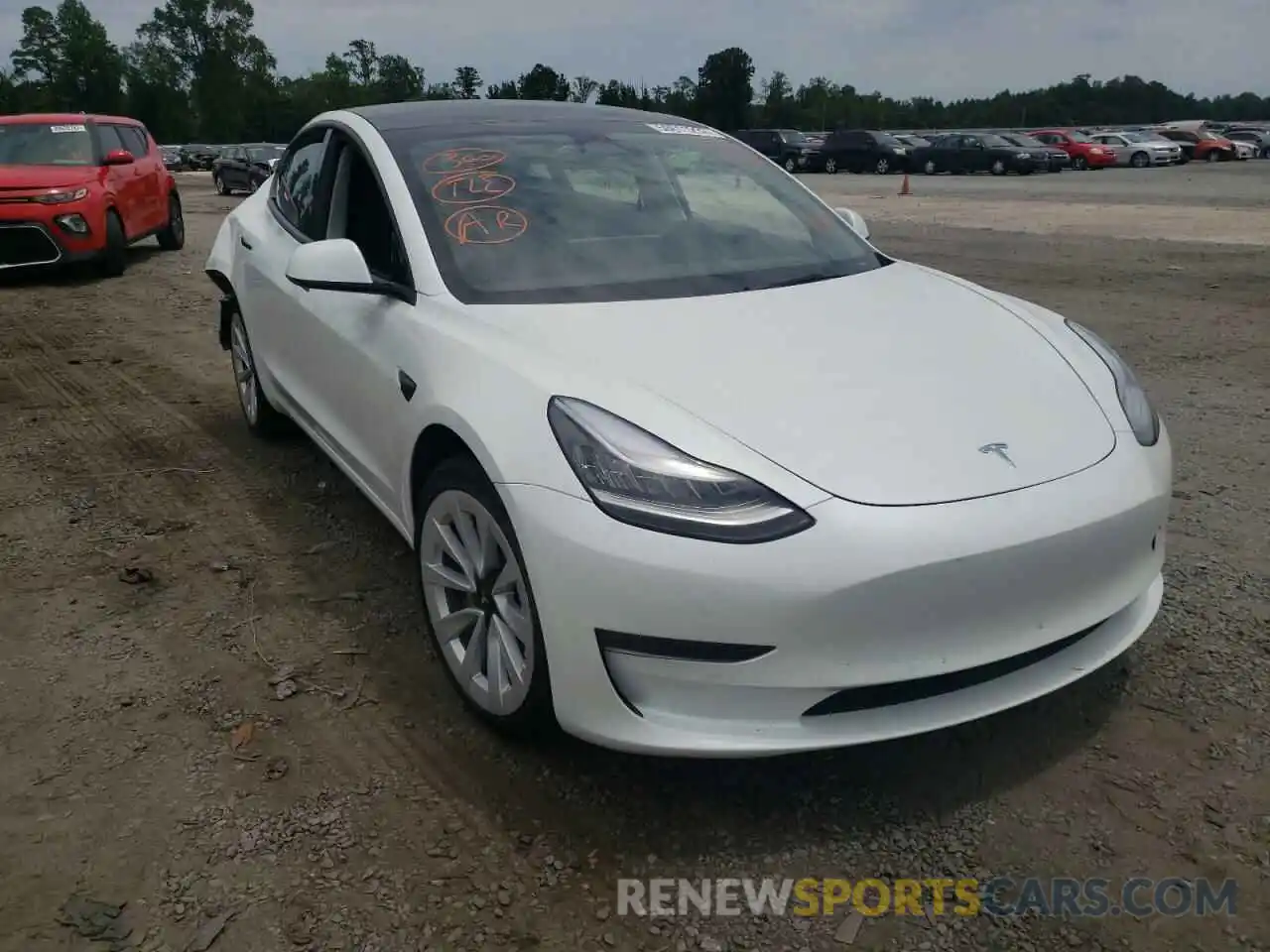 1 Photograph of a damaged car 5YJ3E1EB7NF258653 TESLA MODEL 3 2022