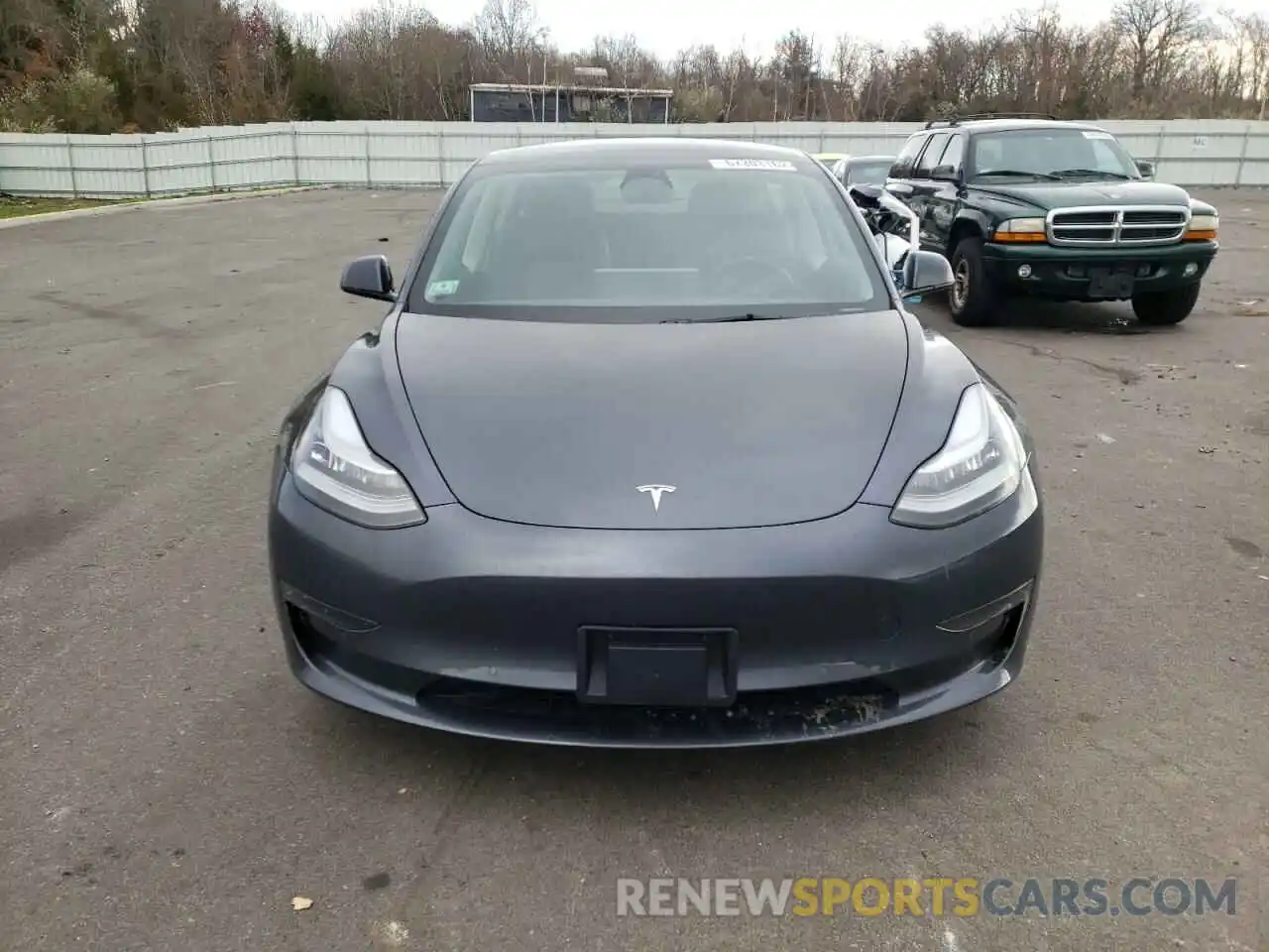 5 Photograph of a damaged car 5YJ3E1EB7NF262833 TESLA MODEL 3 2022