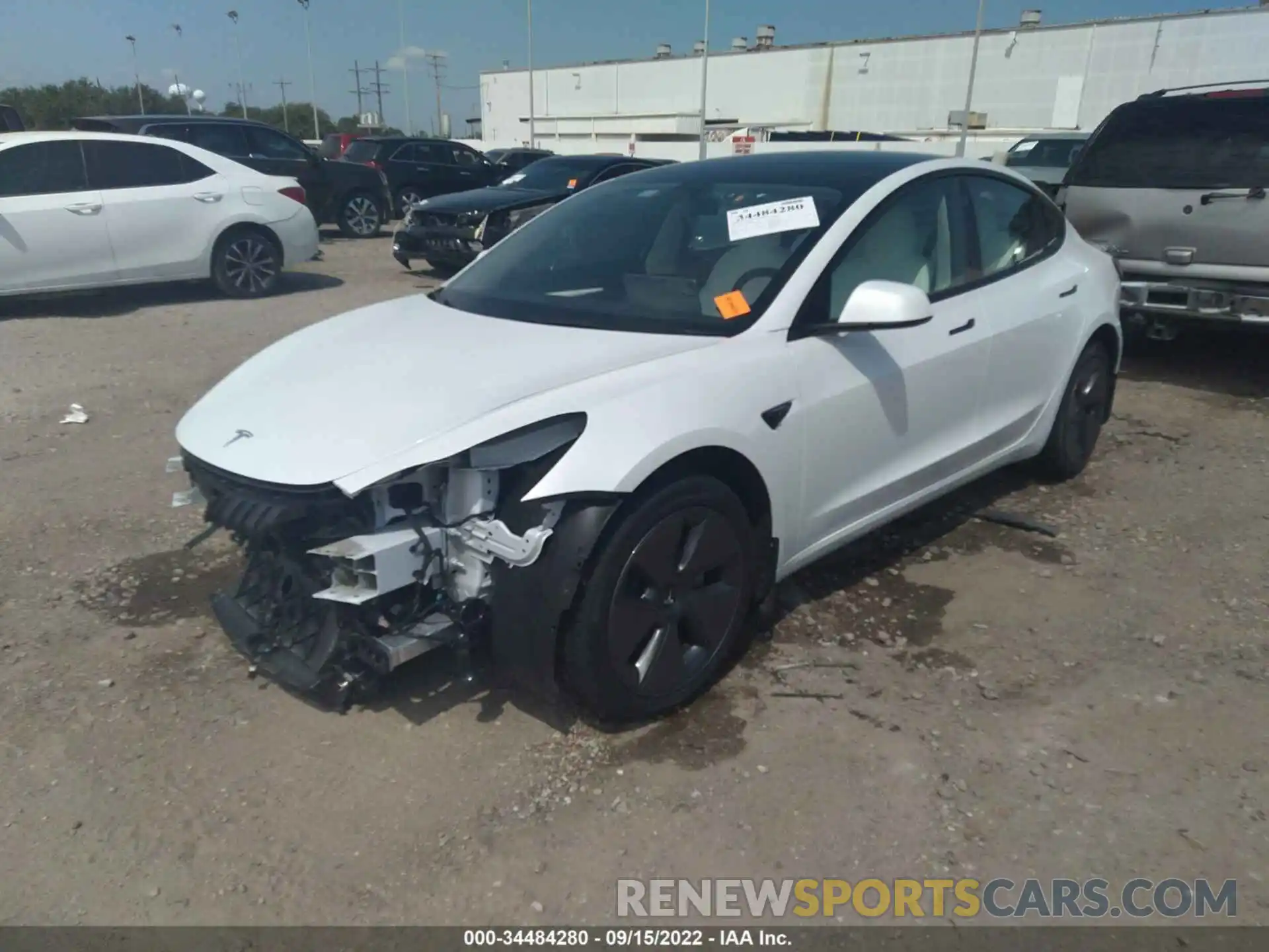 2 Photograph of a damaged car 5YJ3E1EB7NF269815 TESLA MODEL 3 2022