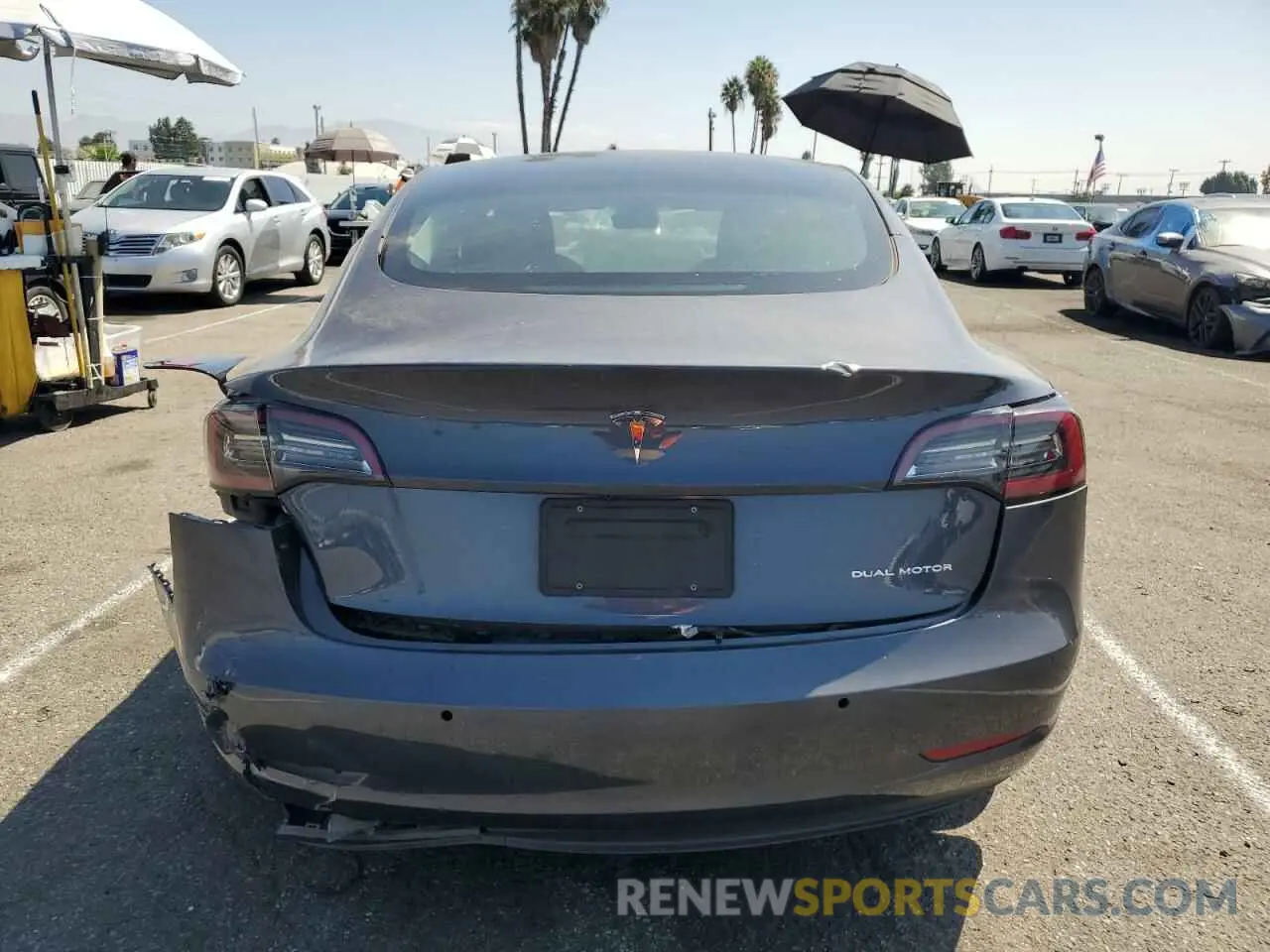 6 Photograph of a damaged car 5YJ3E1EB7NF277493 TESLA MODEL 3 2022