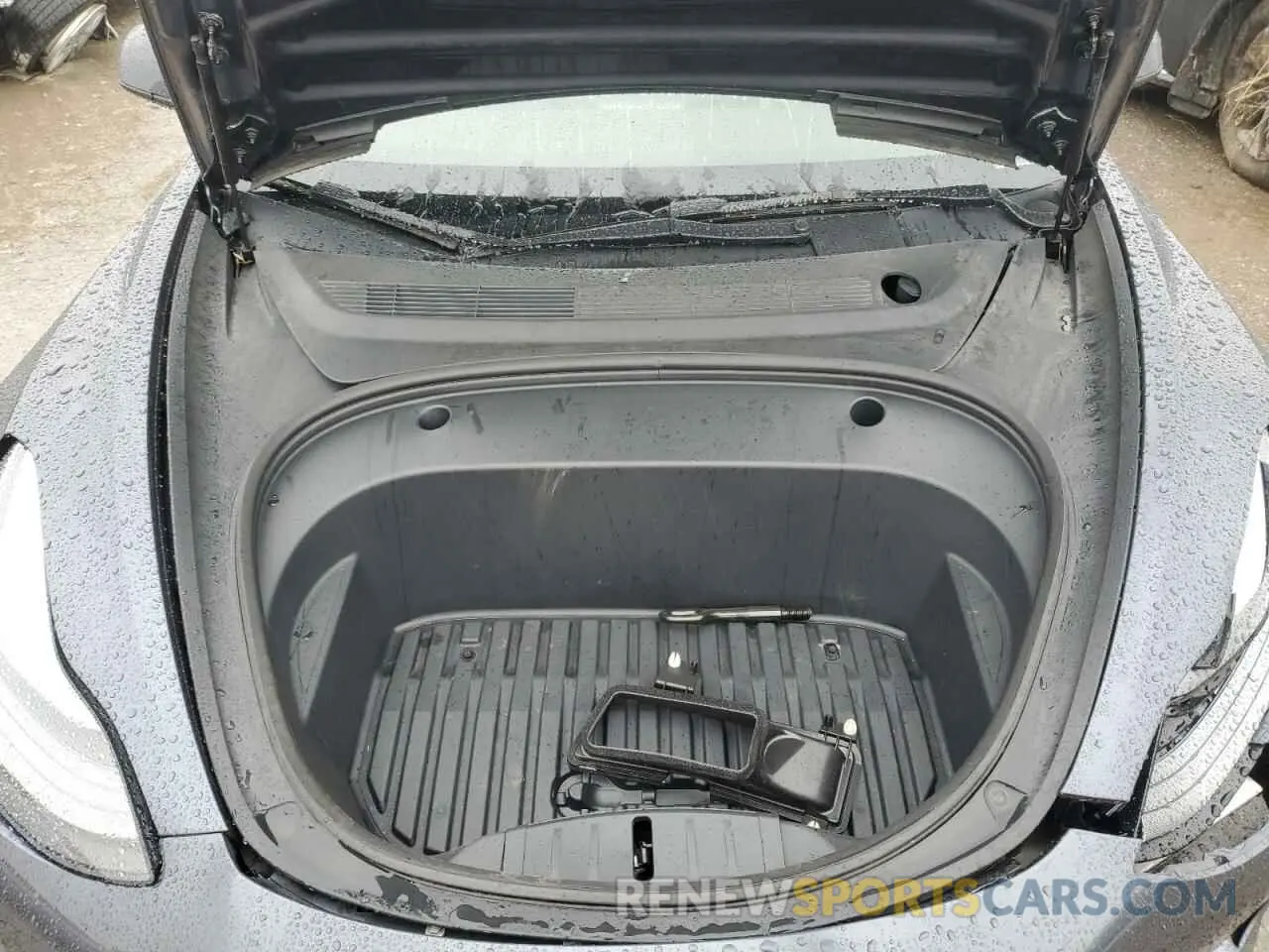 11 Photograph of a damaged car 5YJ3E1EB7NF278403 TESLA MODEL 3 2022