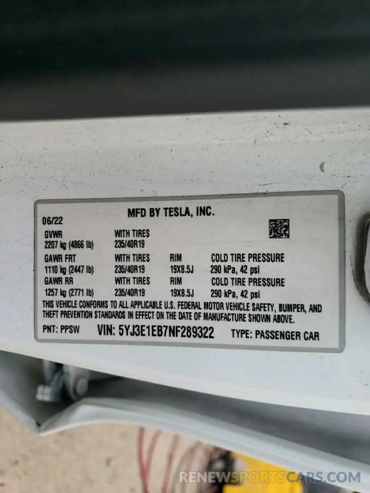 13 Photograph of a damaged car 5YJ3E1EB7NF289322 TESLA MODEL 3 2022