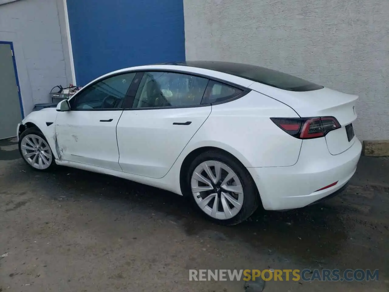 2 Photograph of a damaged car 5YJ3E1EB7NF289322 TESLA MODEL 3 2022