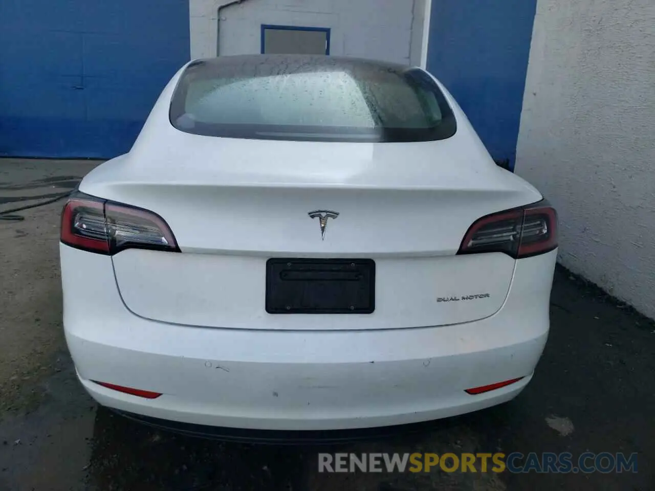 6 Photograph of a damaged car 5YJ3E1EB7NF289322 TESLA MODEL 3 2022
