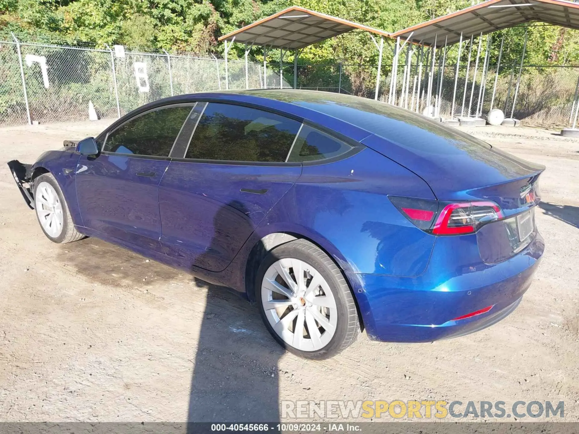 3 Photograph of a damaged car 5YJ3E1EB7NF289420 TESLA MODEL 3 2022
