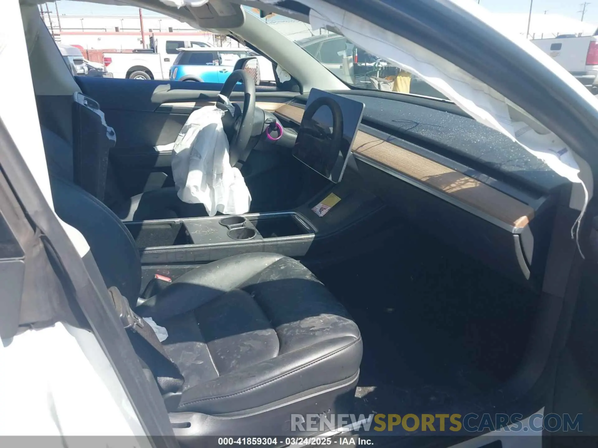 5 Photograph of a damaged car 5YJ3E1EB7NF298456 TESLA MODEL 3 2022
