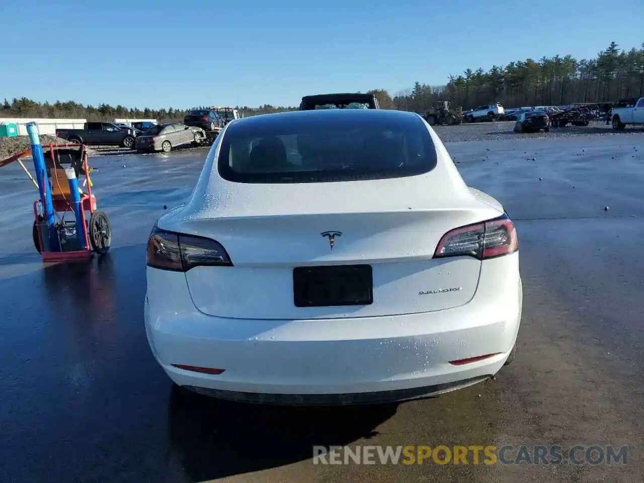 6 Photograph of a damaged car 5YJ3E1EB7NF311111 TESLA MODEL 3 2022