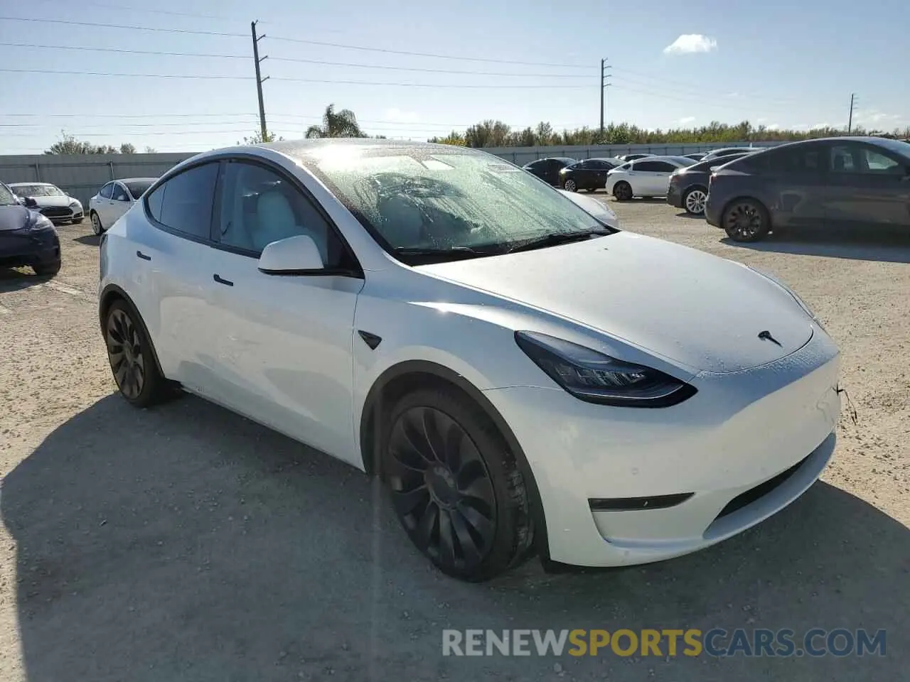 4 Photograph of a damaged car 5YJ3E1EB7NF320648 TESLA MODEL 3 2022