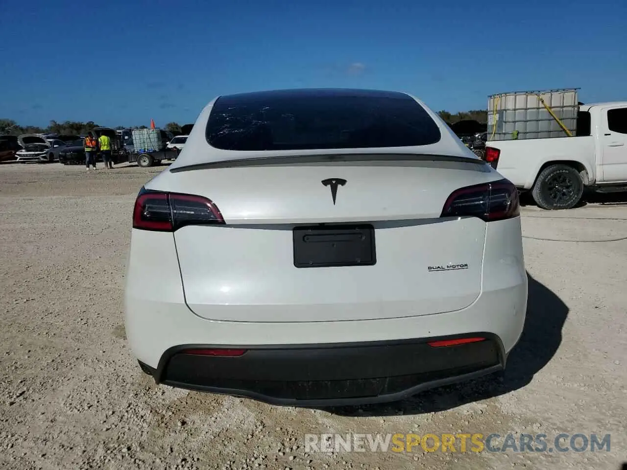 6 Photograph of a damaged car 5YJ3E1EB7NF320648 TESLA MODEL 3 2022