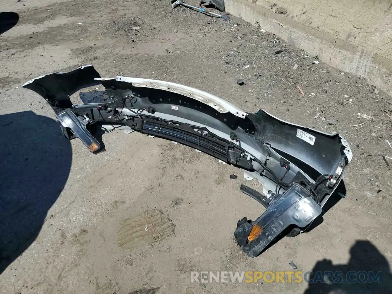 12 Photograph of a damaged car 5YJ3E1EB7NF341306 TESLA MODEL 3 2022
