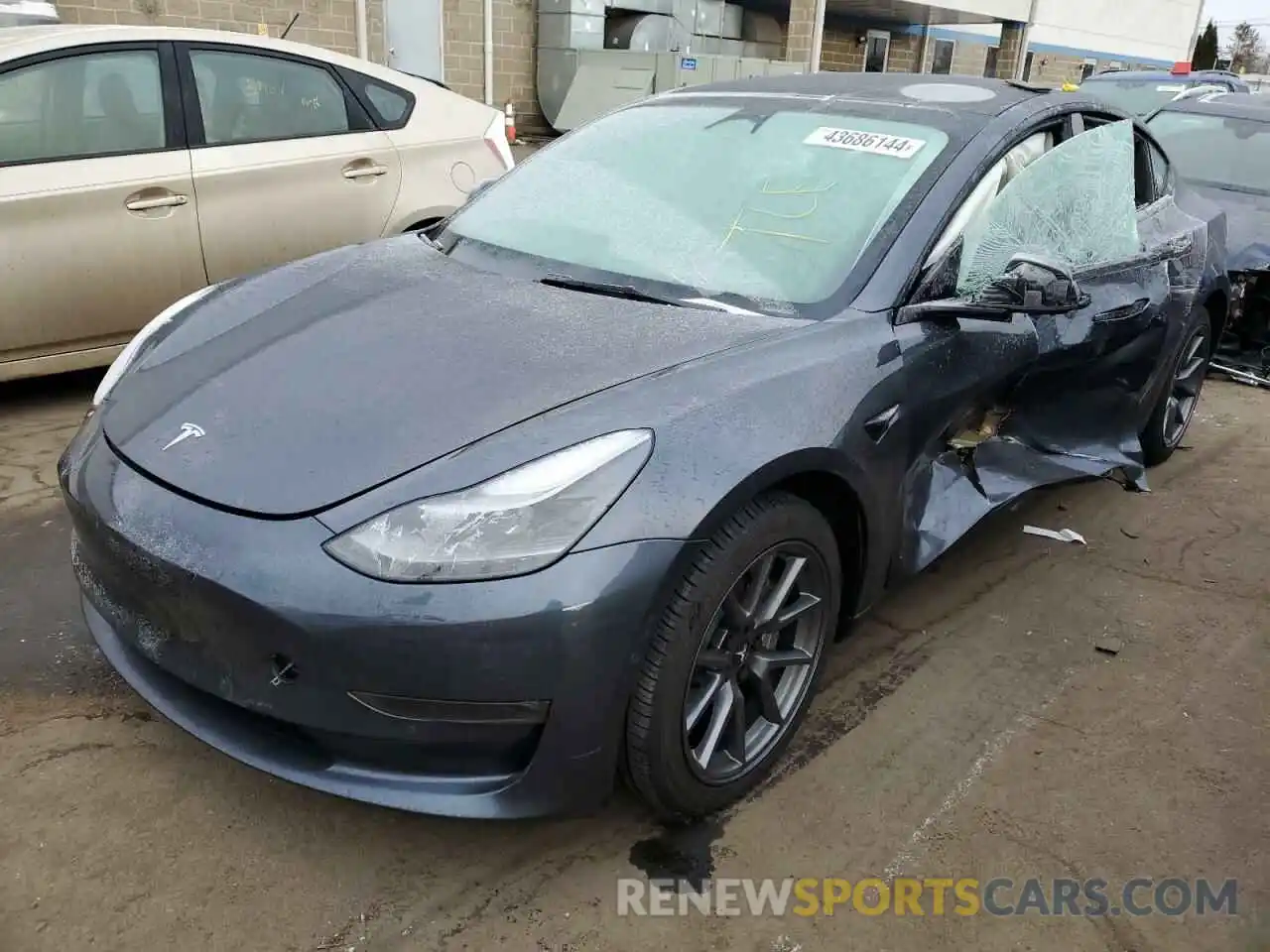 1 Photograph of a damaged car 5YJ3E1EB7NF349809 TESLA MODEL 3 2022