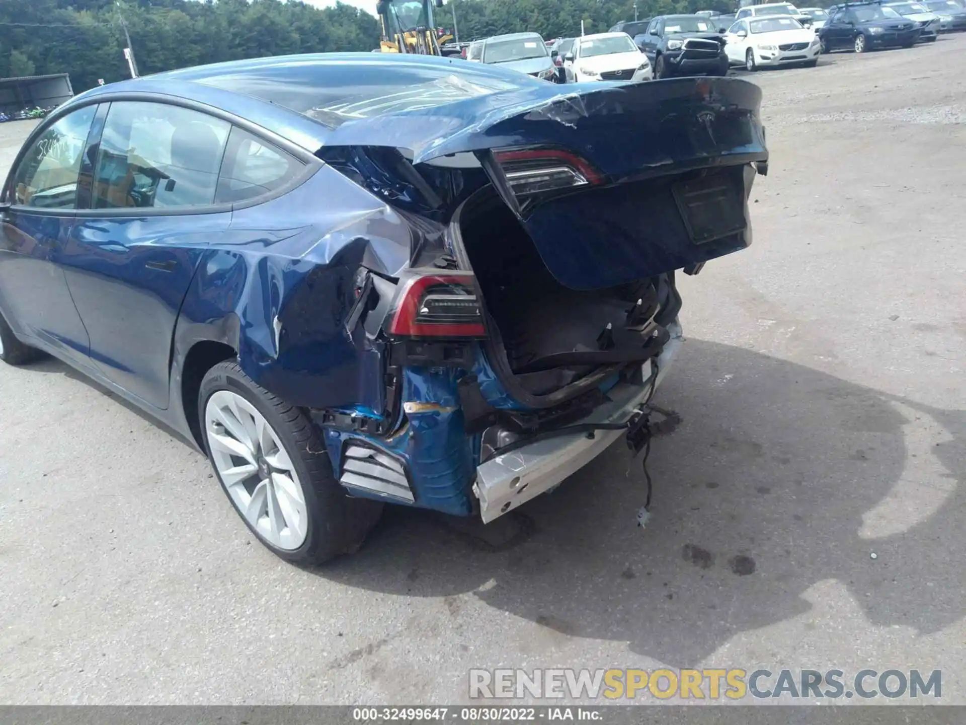 6 Photograph of a damaged car 5YJ3E1EB8NF105957 TESLA MODEL 3 2022