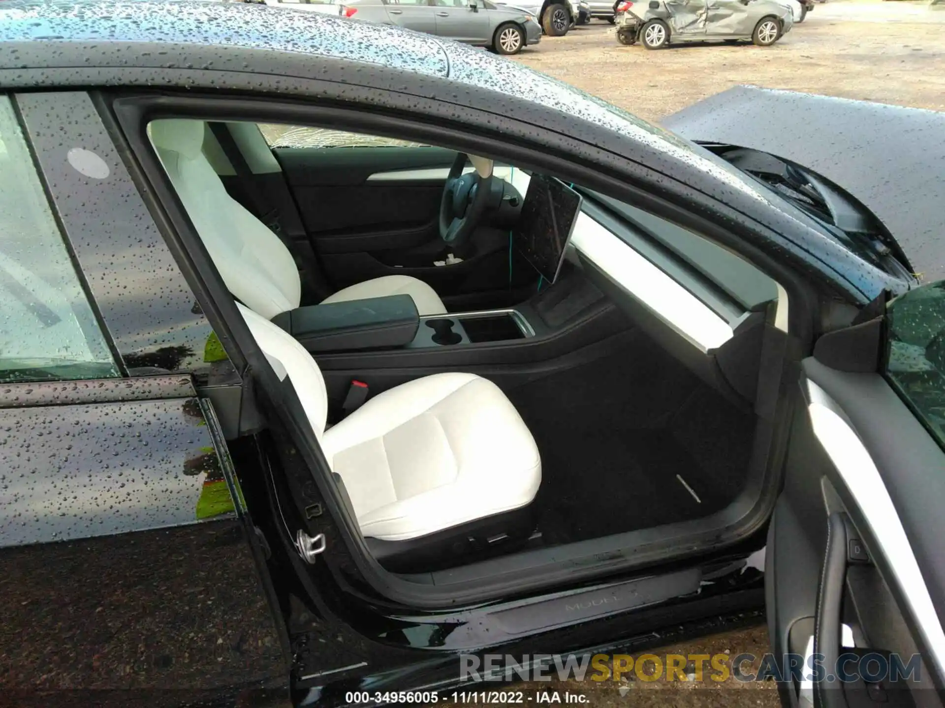 5 Photograph of a damaged car 5YJ3E1EB8NF109605 TESLA MODEL 3 2022