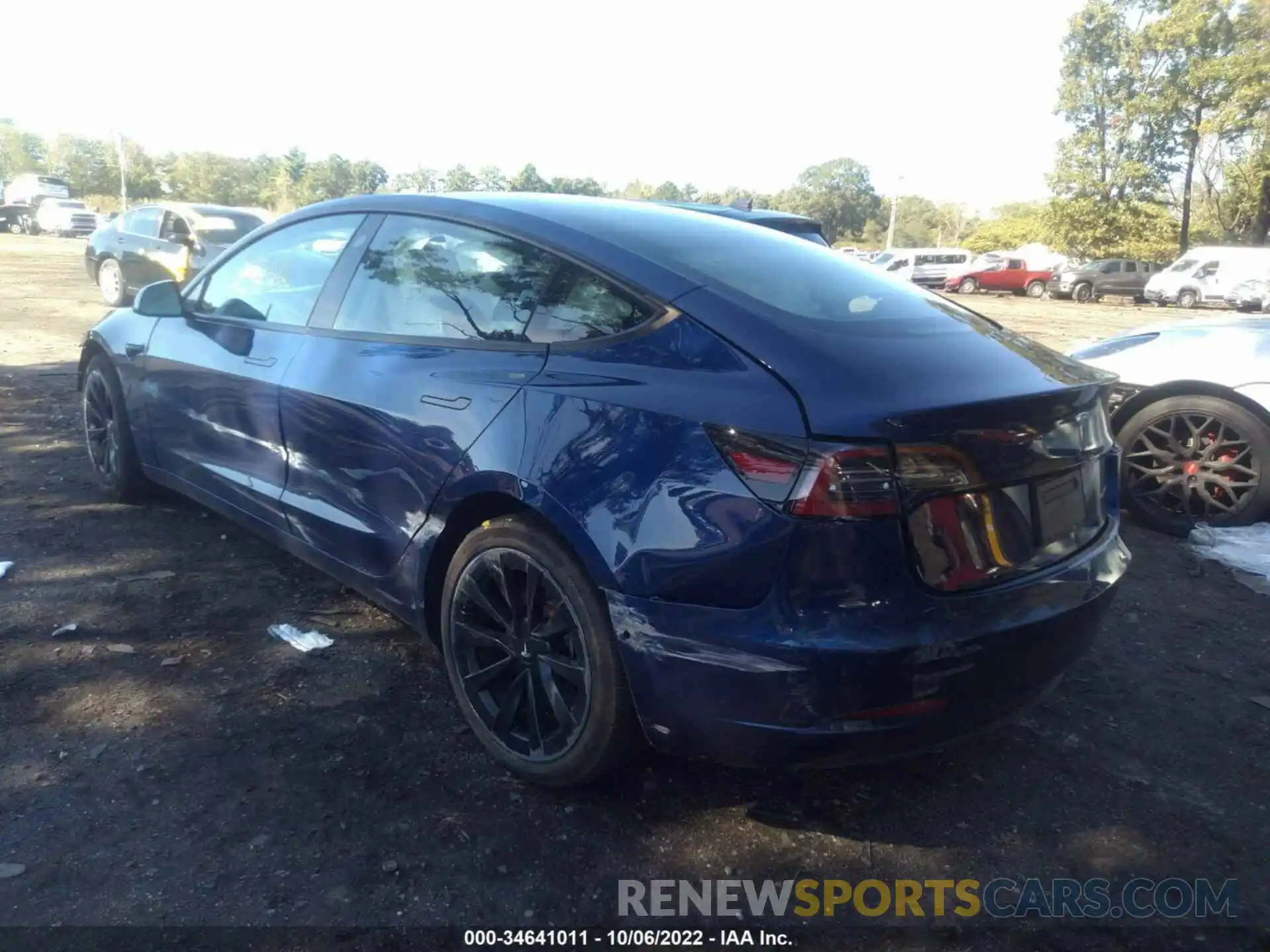 3 Photograph of a damaged car 5YJ3E1EB8NF111032 TESLA MODEL 3 2022