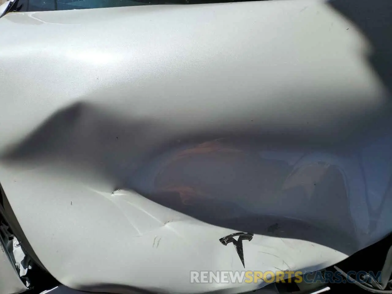 12 Photograph of a damaged car 5YJ3E1EB8NF120555 TESLA MODEL 3 2022