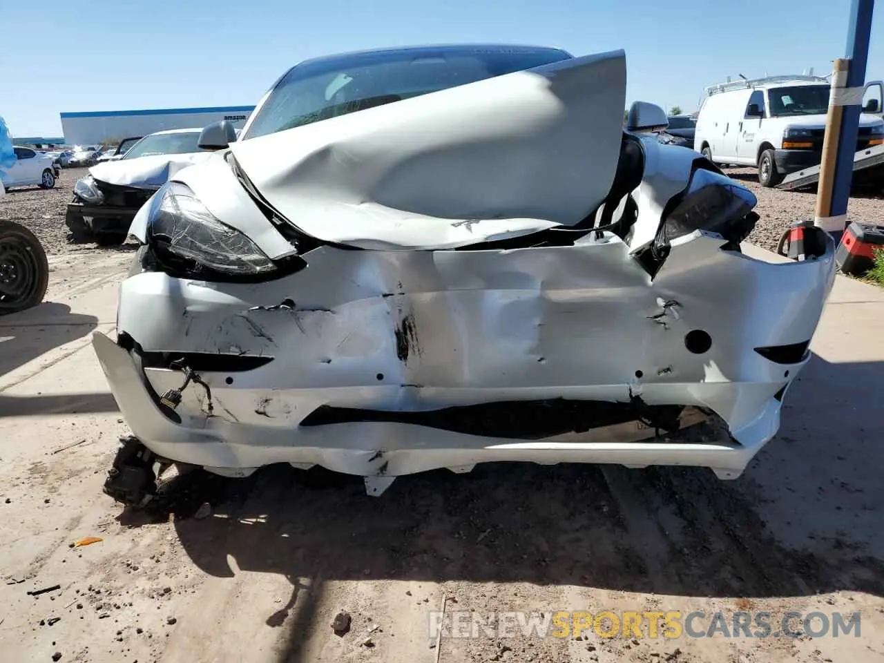 5 Photograph of a damaged car 5YJ3E1EB8NF120555 TESLA MODEL 3 2022