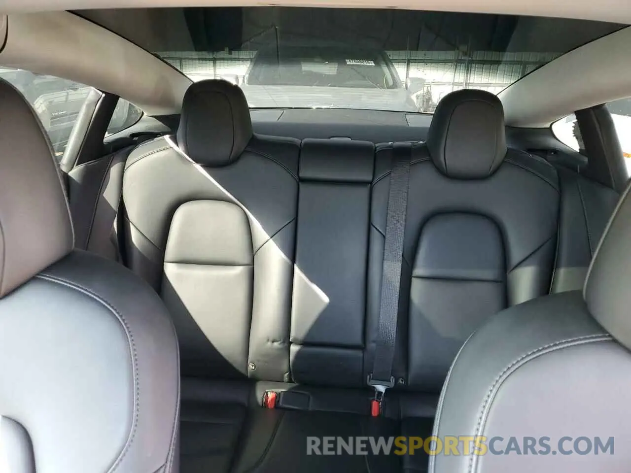 10 Photograph of a damaged car 5YJ3E1EB8NF125934 TESLA MODEL 3 2022
