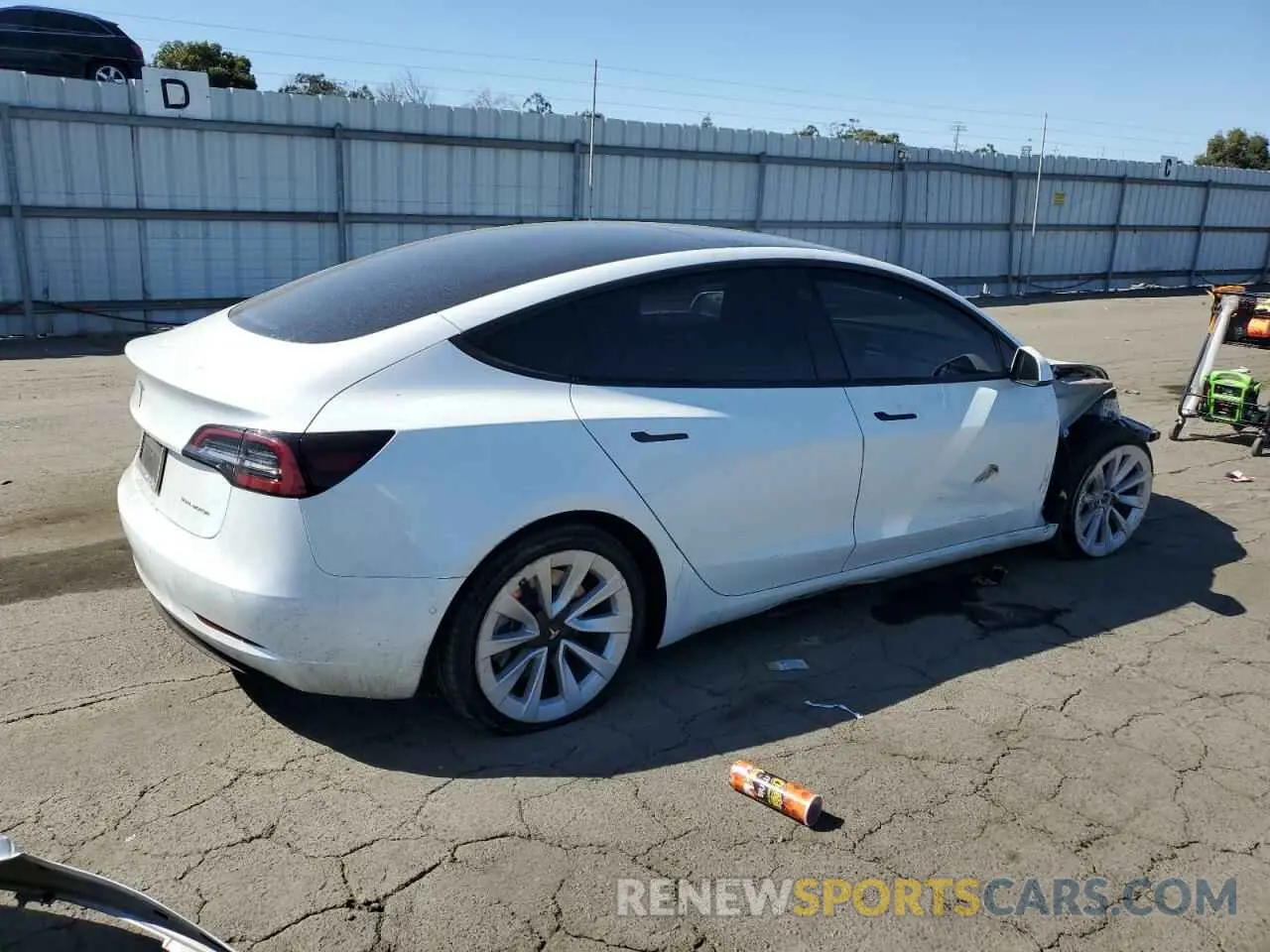 3 Photograph of a damaged car 5YJ3E1EB8NF156195 TESLA MODEL 3 2022
