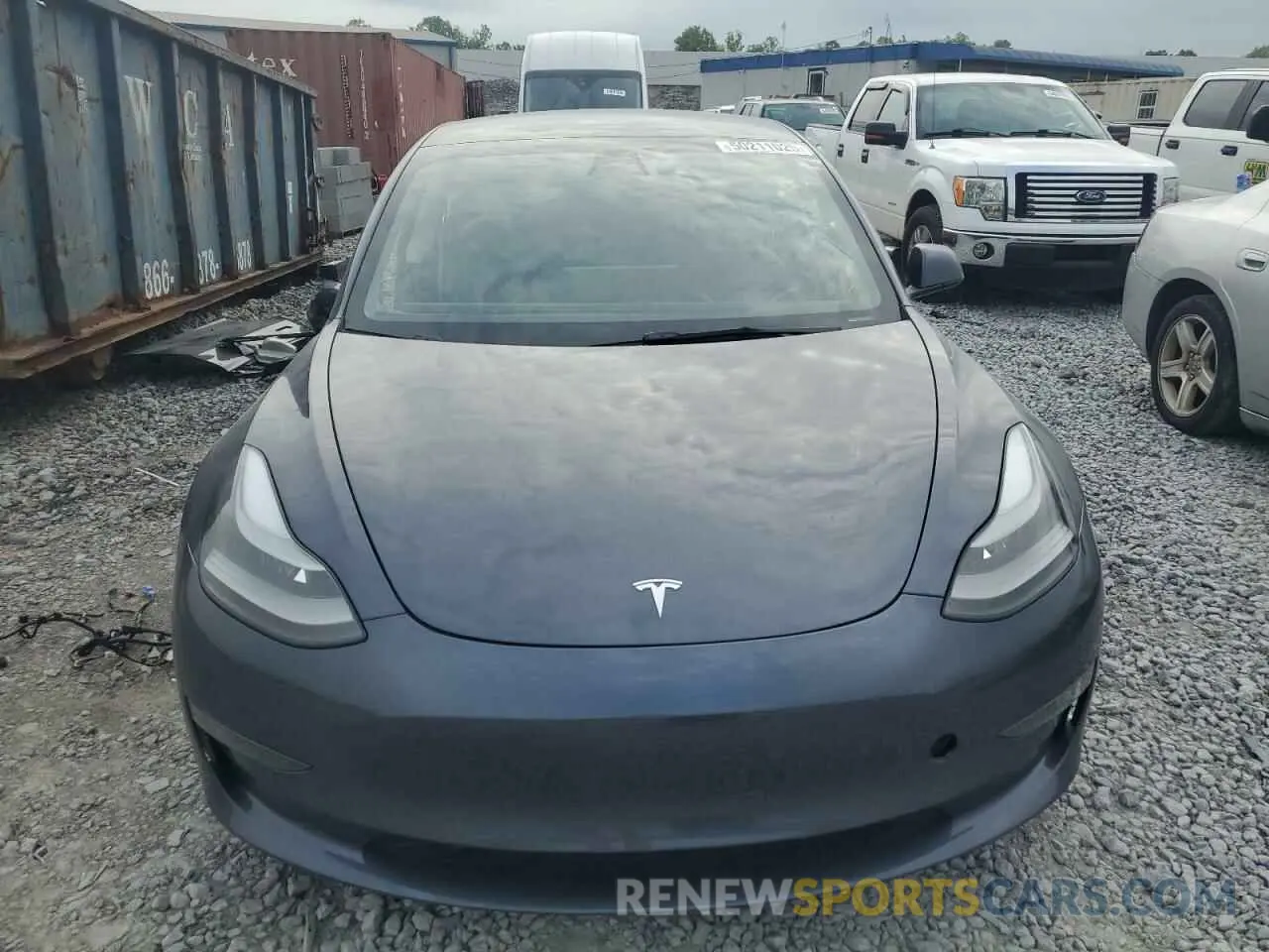 5 Photograph of a damaged car 5YJ3E1EB8NF172896 TESLA MODEL 3 2022