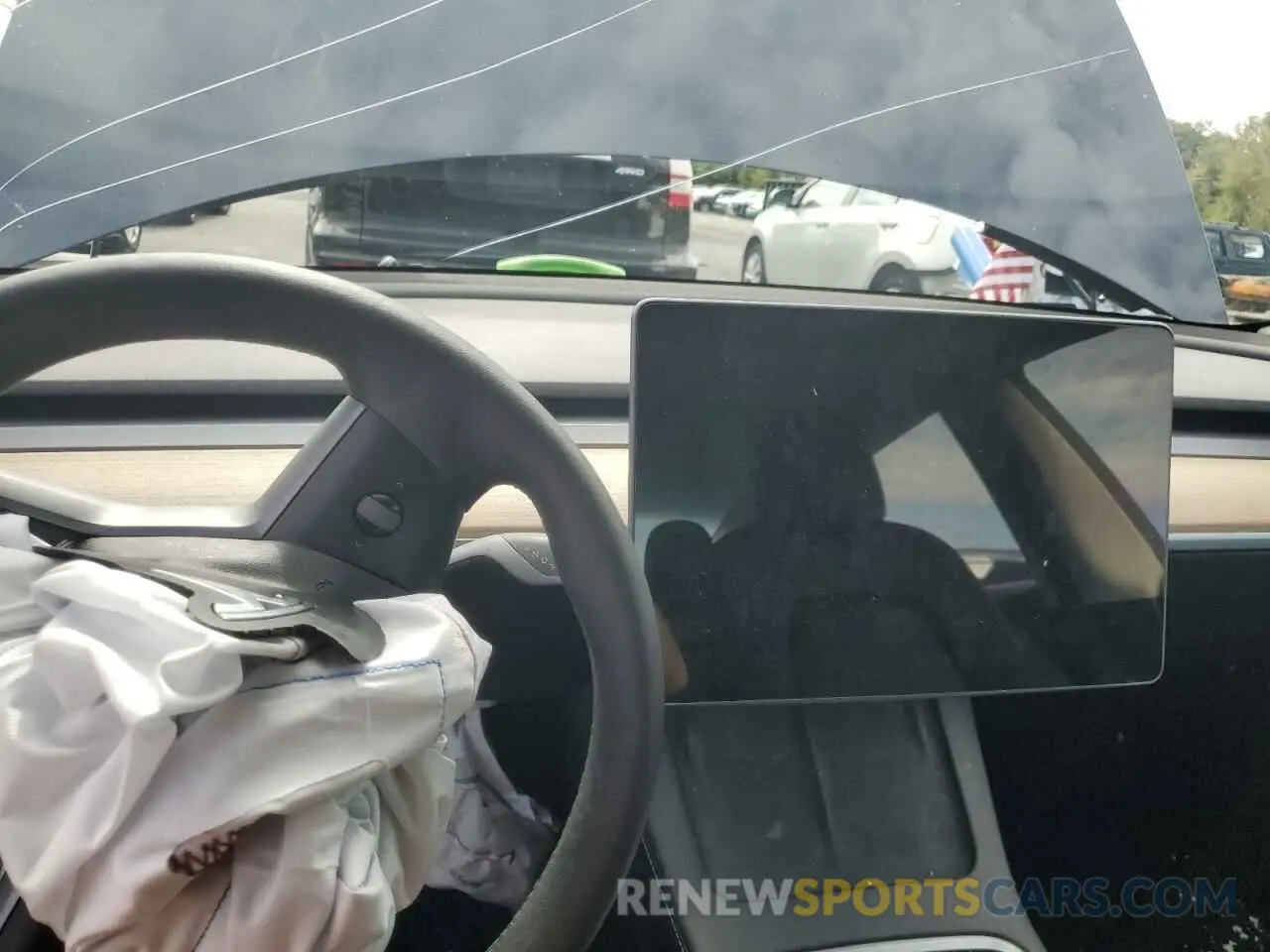 9 Photograph of a damaged car 5YJ3E1EB8NF182876 TESLA MODEL 3 2022