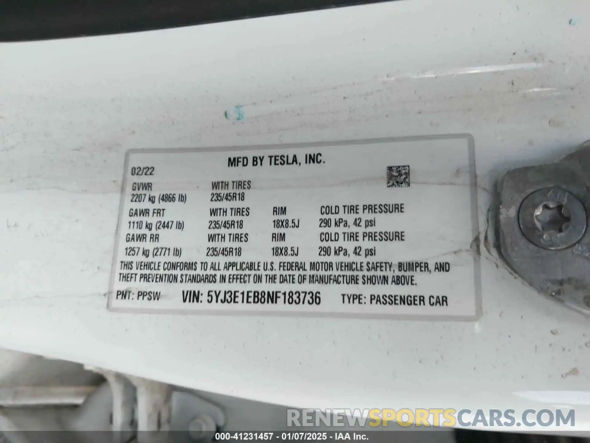 9 Photograph of a damaged car 5YJ3E1EB8NF183736 TESLA MODEL 3 2022