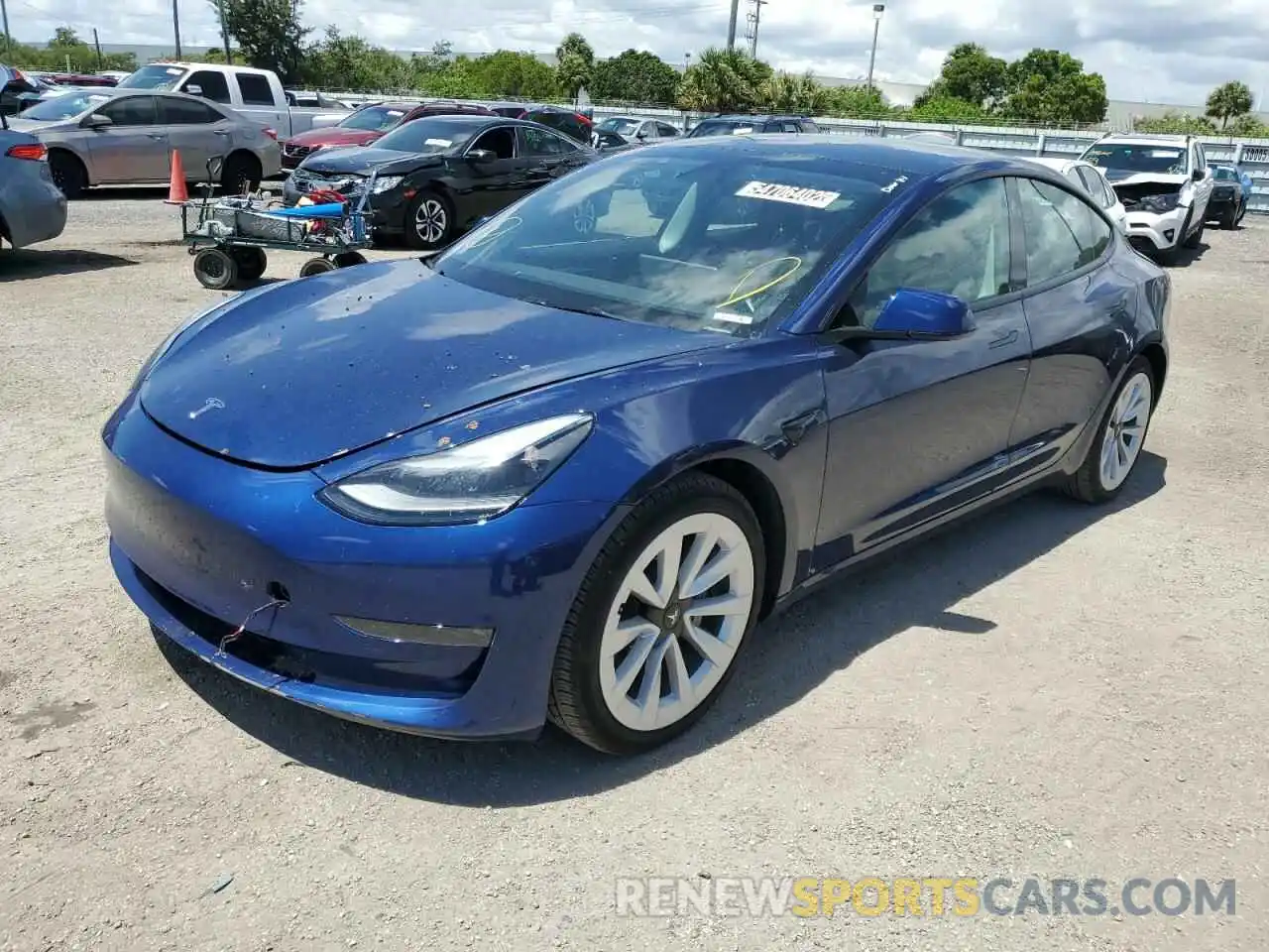 2 Photograph of a damaged car 5YJ3E1EB8NF185633 TESLA MODEL 3 2022