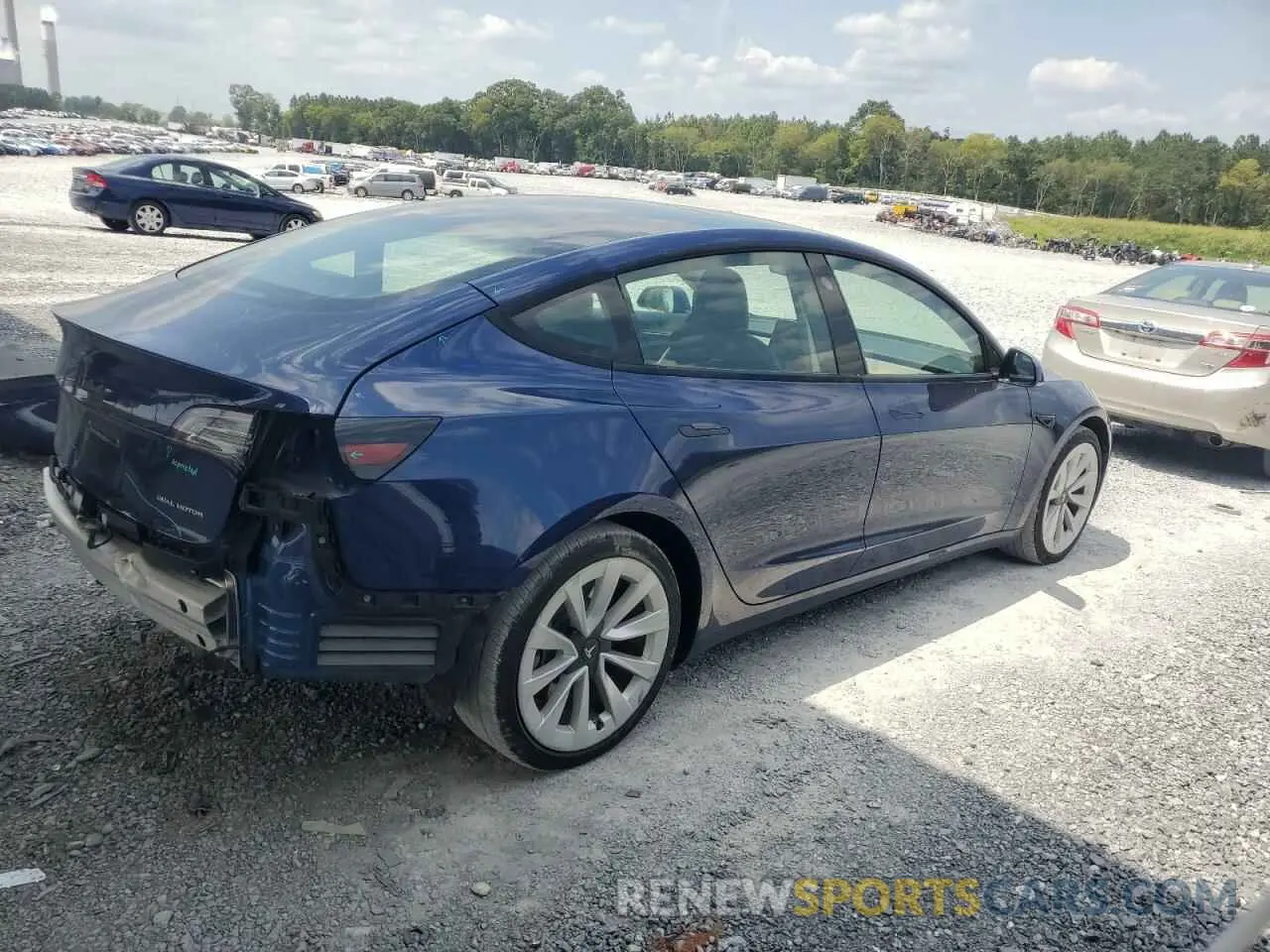 3 Photograph of a damaged car 5YJ3E1EB8NF188029 TESLA MODEL 3 2022