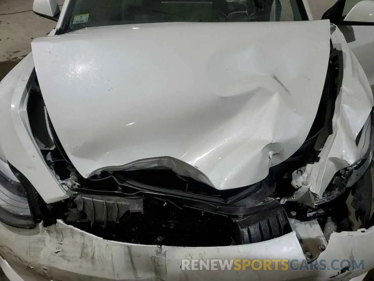11 Photograph of a damaged car 5YJ3E1EB8NF192713 TESLA MODEL 3 2022